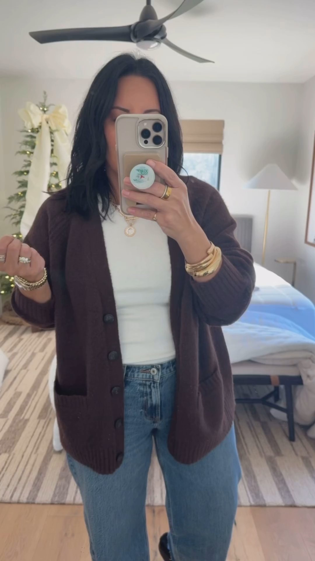 Cardigan size medium, t-shirt size large, jeans size 30 (I’m a size 10), shoes fit tts. 



#LTKMidsize #LTKootd #LTKmomlife