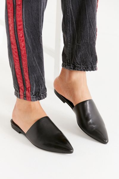 Vagabond Katlin Mule - Black 36 EURO at Urban Outfitters | Urban Outfitters (US and RoW)