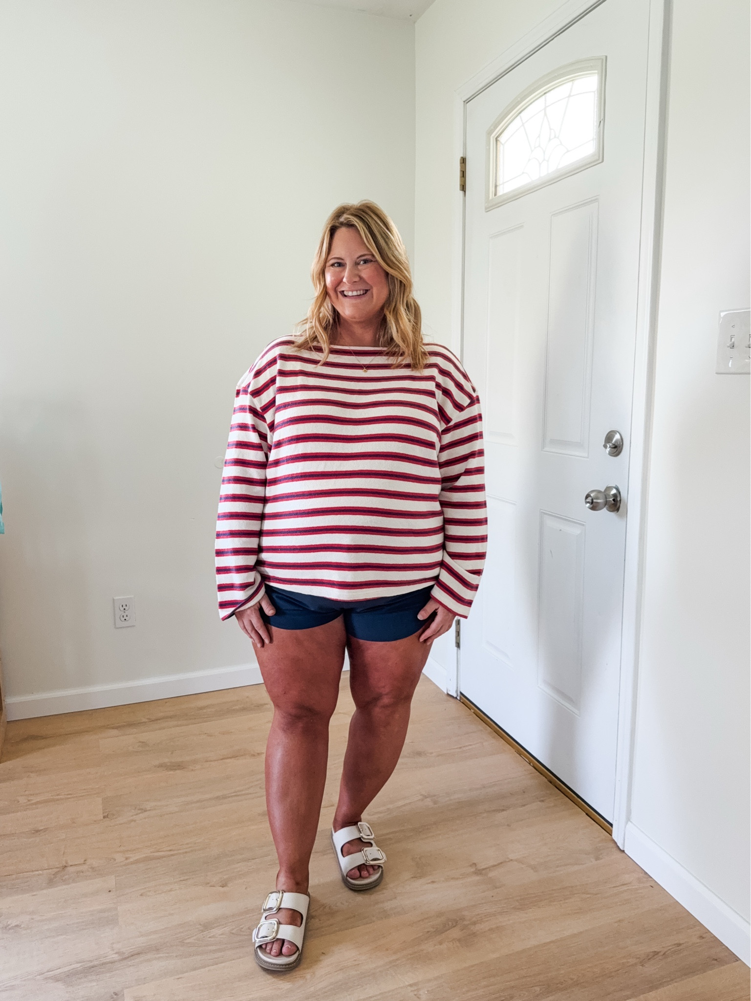 Westing an Xl in my top and an XXL in my athletic shorts

#LTKBump #LTKMidsize #LTKActive