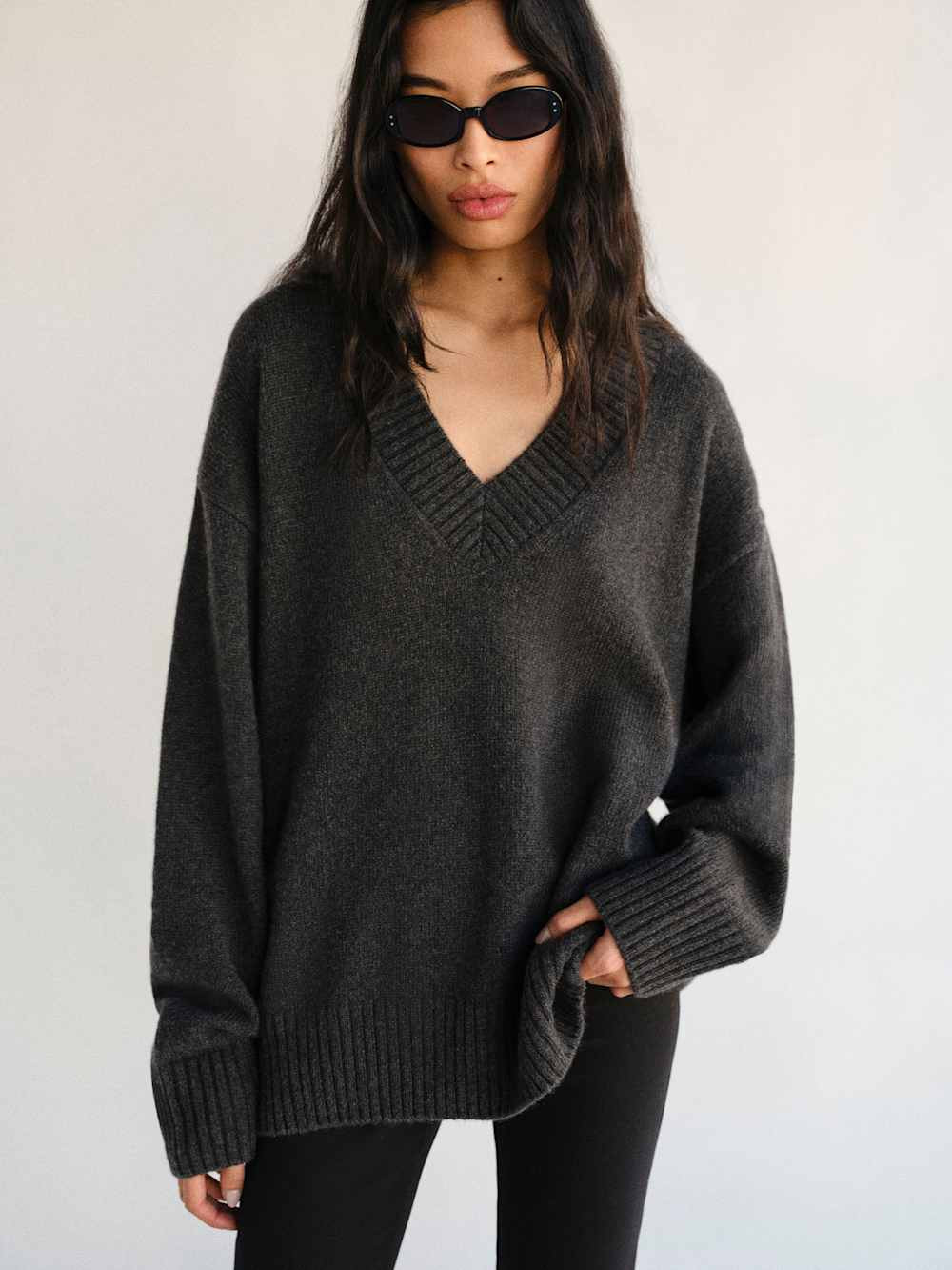 Jadey Cashmere Oversized V-neck Sweater | Reformation (Global)