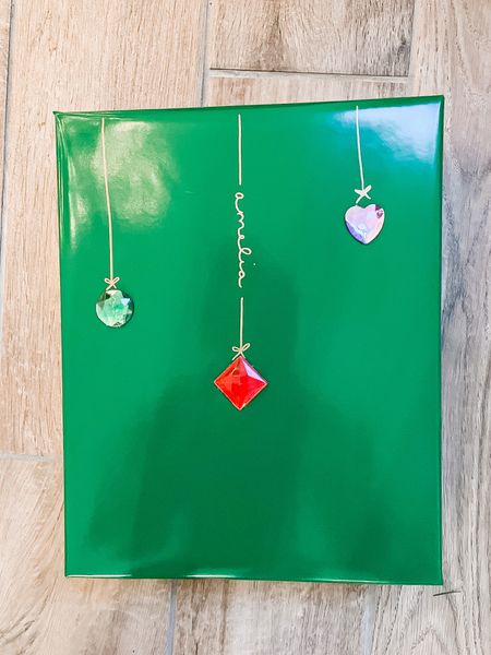 Simple Jeweled Ornament Christmas Gift Wrapping 