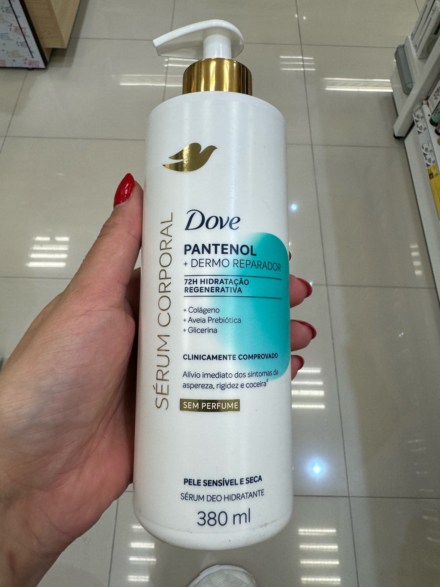 Quem aí se coça quando está correndo? 
Tenho pele seca e sensível e demorei para descobrir que a solução era a hidratação. 
E o novo produto Dove com Pantelol e o mais indicado: 

• Sérum Corporal com Pantenol que acalma e alivia a pele seca e sensível  
• Com 72 horas de hidratação regenerativa para uma pele macia e radiante  
• Feito com ativos faciais de alta potência, que ajudam na autorreparação da pele  
• Contém colágeno vegano, aveia prebiótica e glicerina  
• Comprovado clinicamente no alívio imediato da aspereza, coceira e ressecamento. 
• Sérum corporal hidratante PETA-Approved Vegan

#LTKbrasil #LTKwinter #LTKbeauty