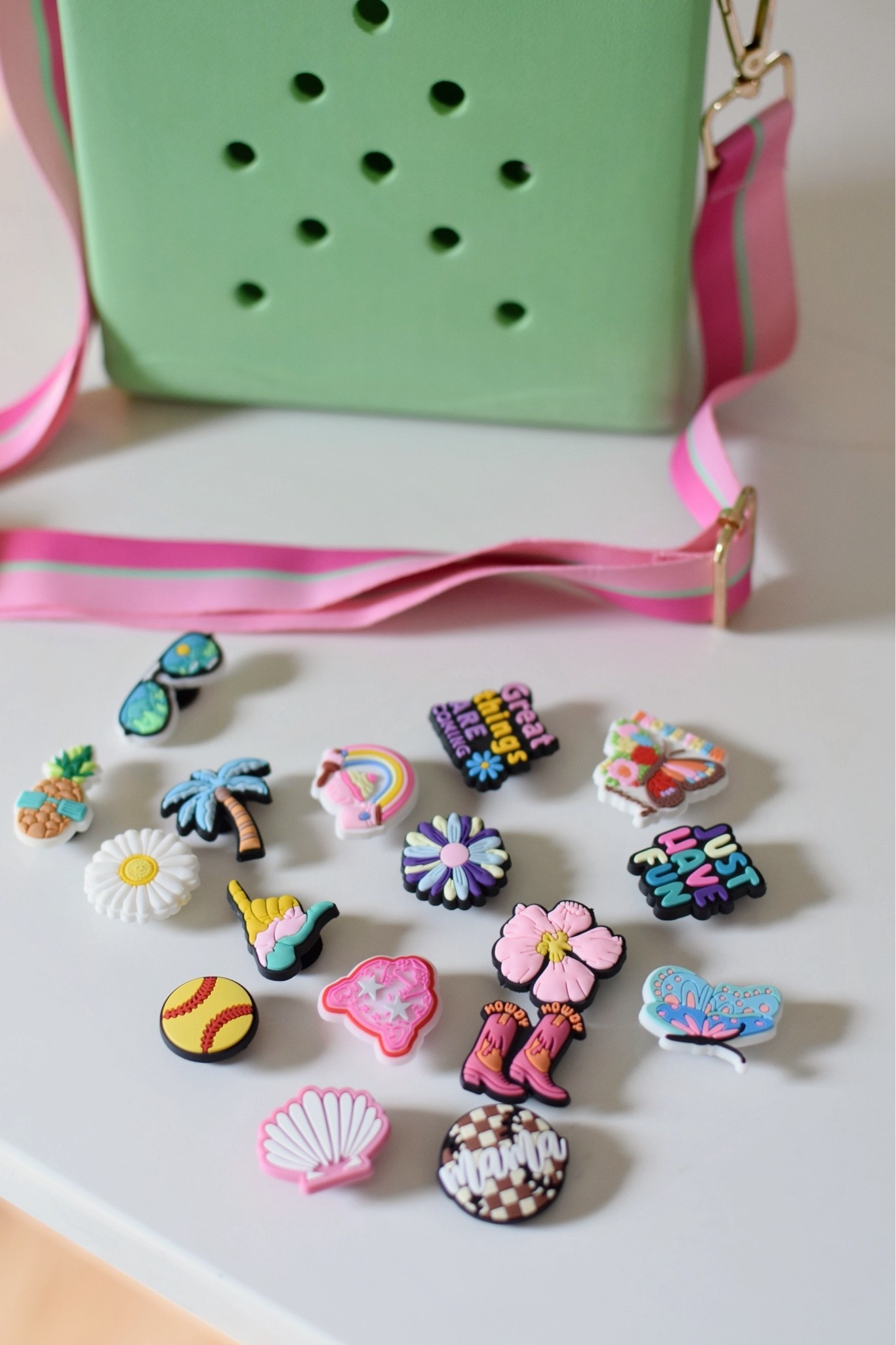 Cheap bag charms for the girls🩷🩷