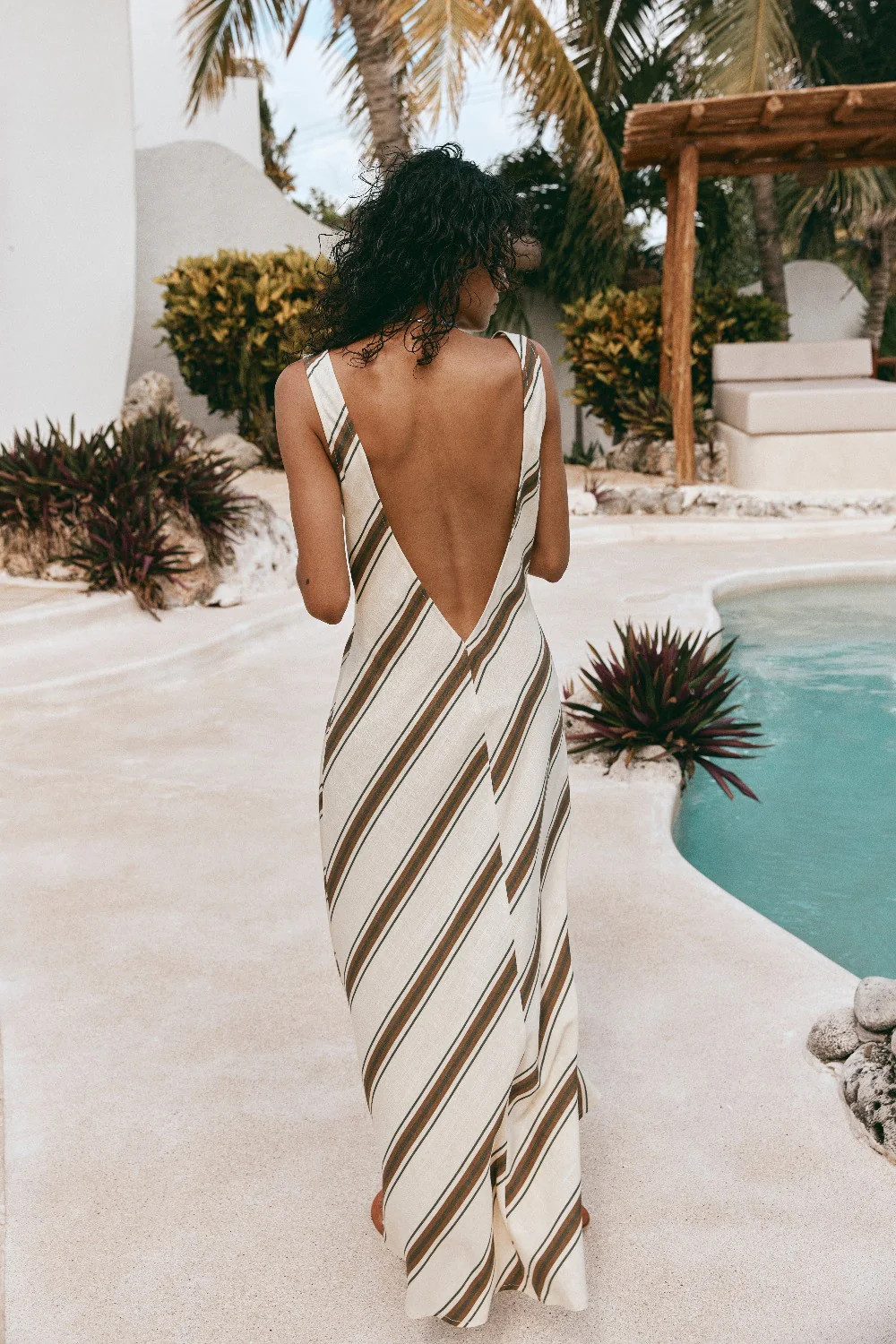Art Of Bloom Bias Cut Maxi Dress Dune | VRG Grl