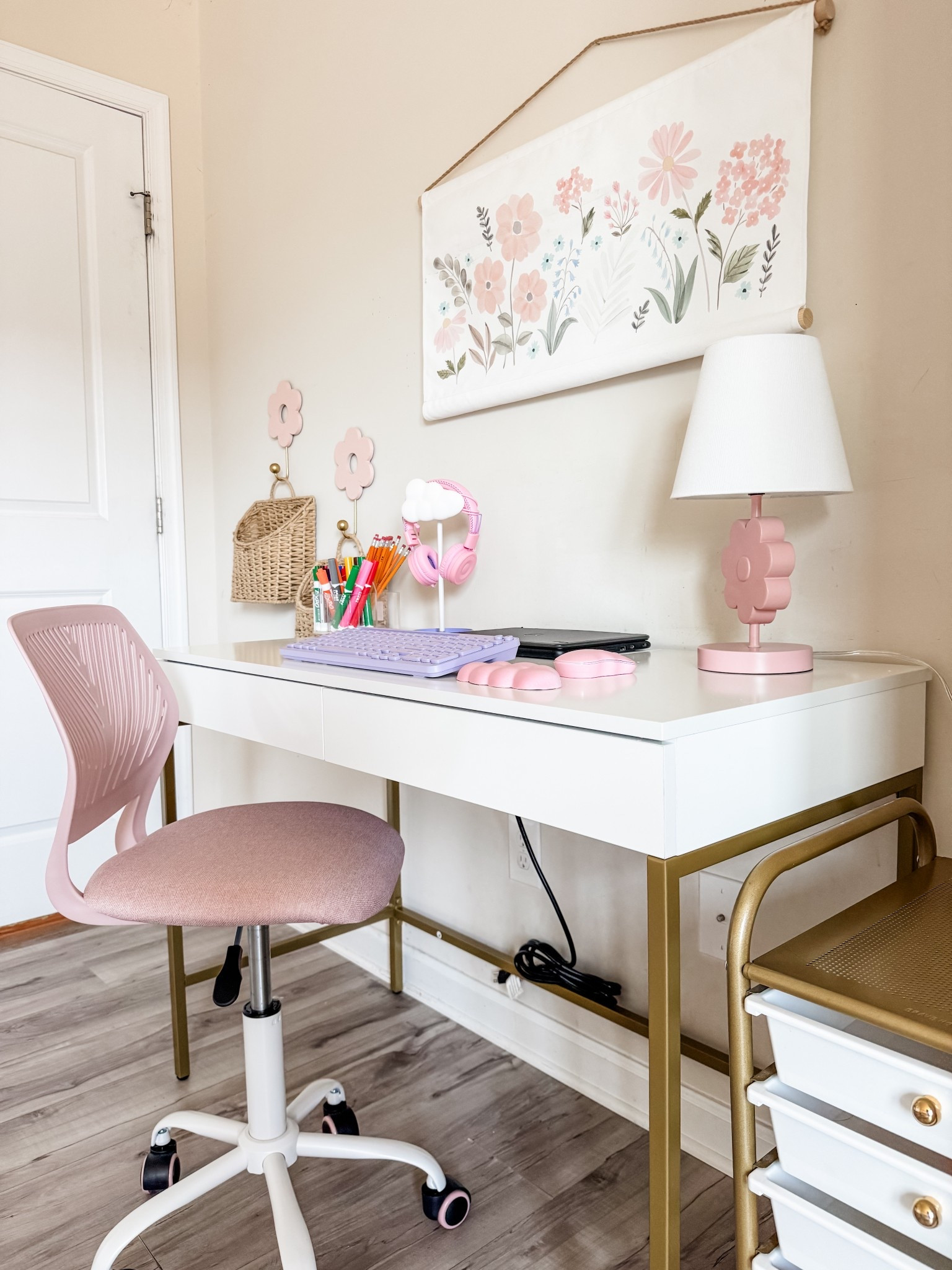 #ad Back to School Finds! 💻📒✏️🍎 #targetpartner 

The back to school season is right around the corner, so we enjoyed a fun mother-daughter shopping day. Target has so many new laptop essentials! We picked up a lavender color wireless keyboard with a built-in phone/tablet stand, which has an efficient design, wireless capabilities, and built-in space for devices. I also grabbed this cute cloud-themed mouse rest! I love the variety of bright colors and trendy designs of the new laptop accessories. My daughter is homeschooled so she is so excited to use these laptop accessories at her desk this school year! 

Have you started back to school shopping? I’ve linked all the new laptop accessories on my @shop.LTK @target #LaptopAccessories #BacktoSchool #BacktoCollege #liketkit

#LTKKids #LTKHome #LTKFamily