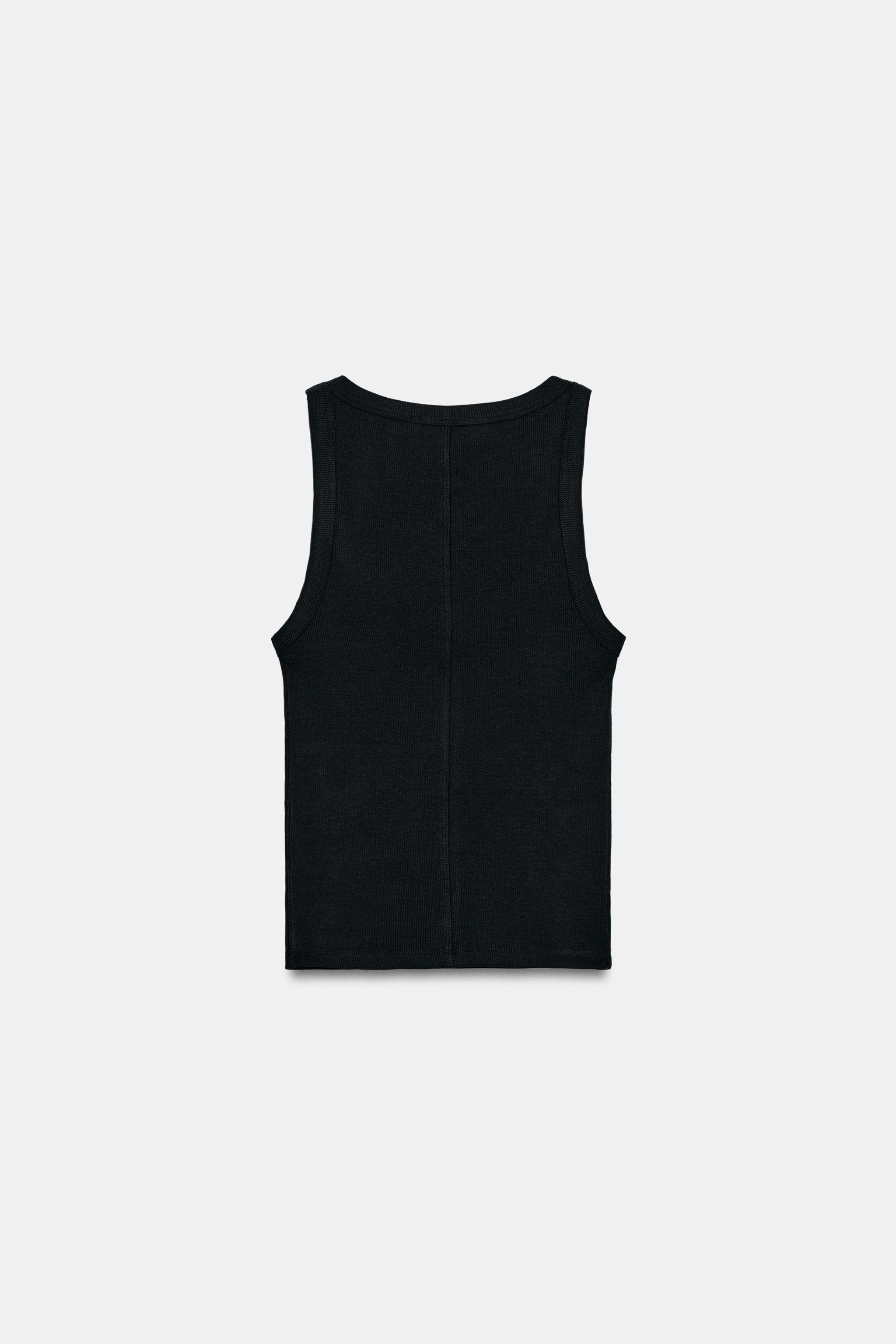 Top made from a cotton blend yarn. Featuring a round neck and sleeveless design. Straight hem. | Zara UK