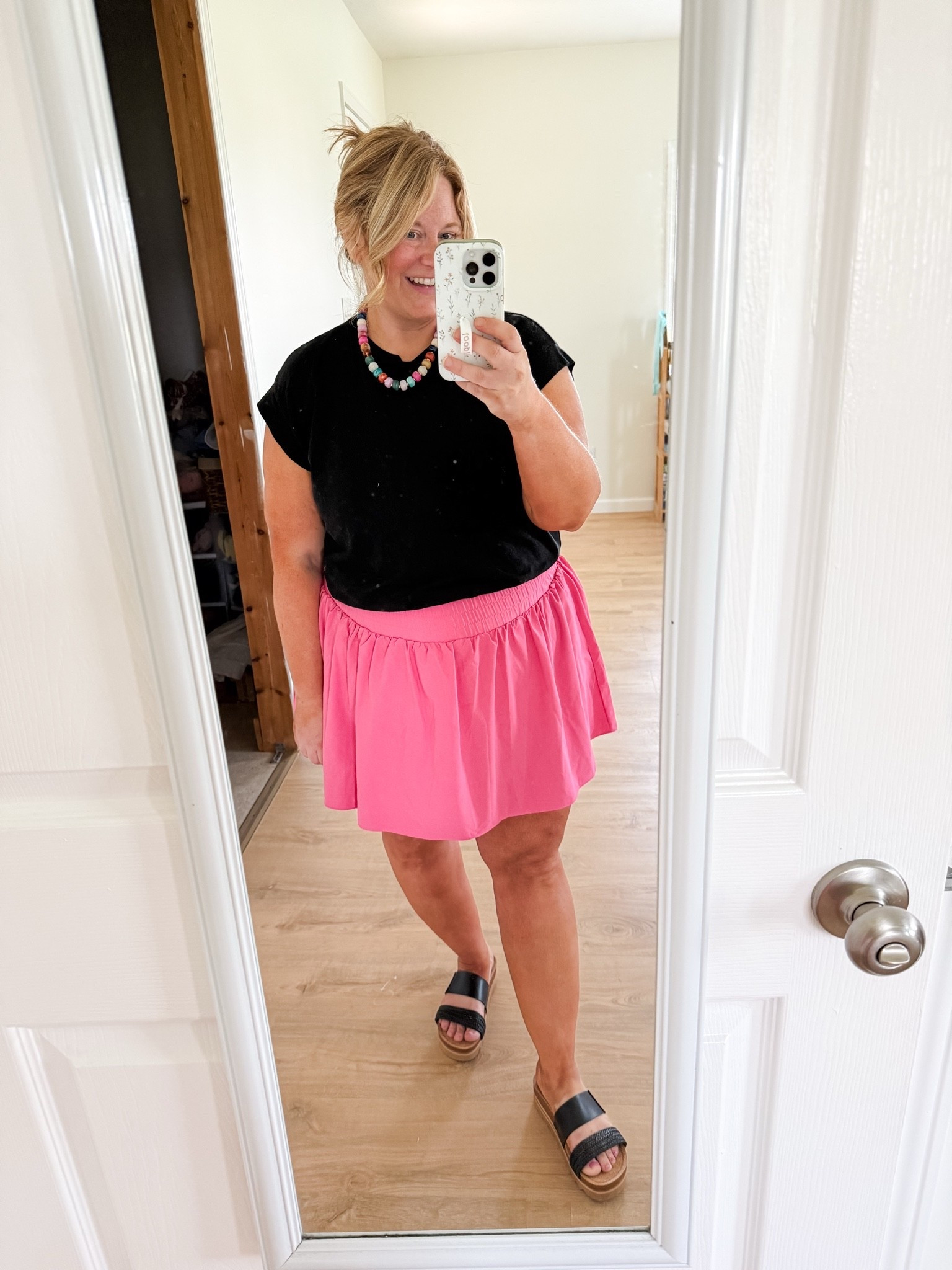 Wearing an XXL in my skort. My tee is older but I linked similar 

Postpartum outfit

#LTKootd #LTKMidsize #LTKBump