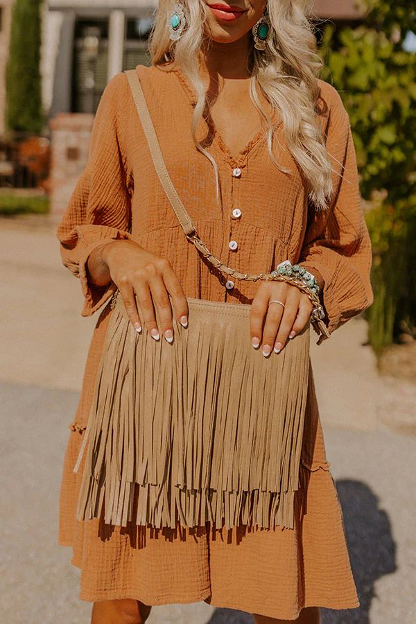 Right On Cue Fringe Crossbody In Iced Latte • Impressions Online Boutique | Impressions Online Boutique