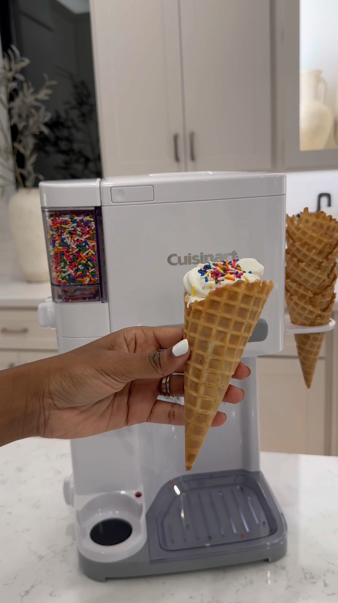 ☀️ Summer just got cooler—literally! Here are my top kitchen picks to beat the heat and keep the good vibes flowing all season long 🍧🍹

🧊 Igloo Ice Maker– Say goodbye to ice tray struggles! This sleek machine makes 9 cubes in just 7 minutes and up to 26 lbs a day. Perfect for summer parties, iced coffee, or poolside chillin’.

🍨 Ice Cream & Slushy Maker– Treat yourself to homemade frozen desserts in under 30 minutes! Bonus: It comes with a warming cup for drizzles of caramel or chocolate. Yes, please!

💪🏽 NutriBullet Blender Blend and go! This compact yet powerful blender is your smoothie BFF this summer—no mess, no fuss, just blend & sip!

🥤 Can-Shaped Tumbler Glasses Aesthetically pleasing and perfect for iced drinks. Think lemonades, cold brew, mocktails—so cute for hosting or just treating yourself!

Your summer kitchen upgrade starts here 🛍️👇🏼
#LTKSummerFinds #LTKKitchen #IcedCoffeeVibes #HomeEssentials #LTKBackyardVibes


#LTKHome