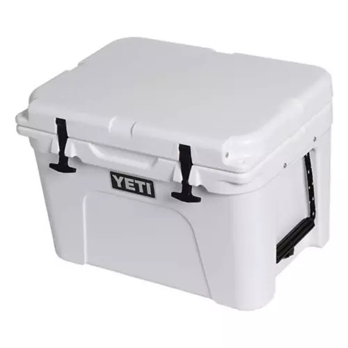 YETI Tundra 35 Cooler | Scheels