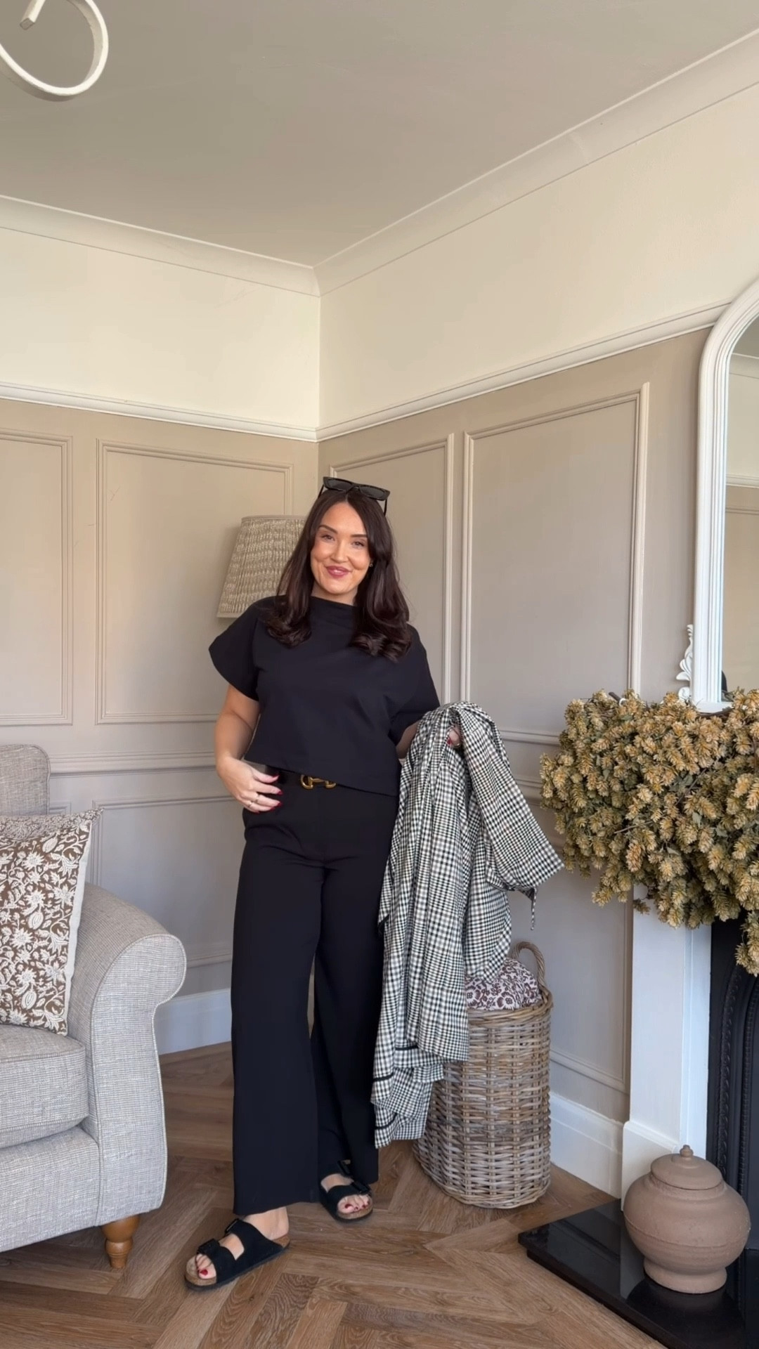 Day 6 💕 my favourite pair of trousers ever the can be adjusted to the waist. Plus you can get different lengths, I wear 14 short. My top I'm wearing a M but these are very big. I'd wear a vest underneath probably too. 

#LTKspring #LTKsummer #LTKuk