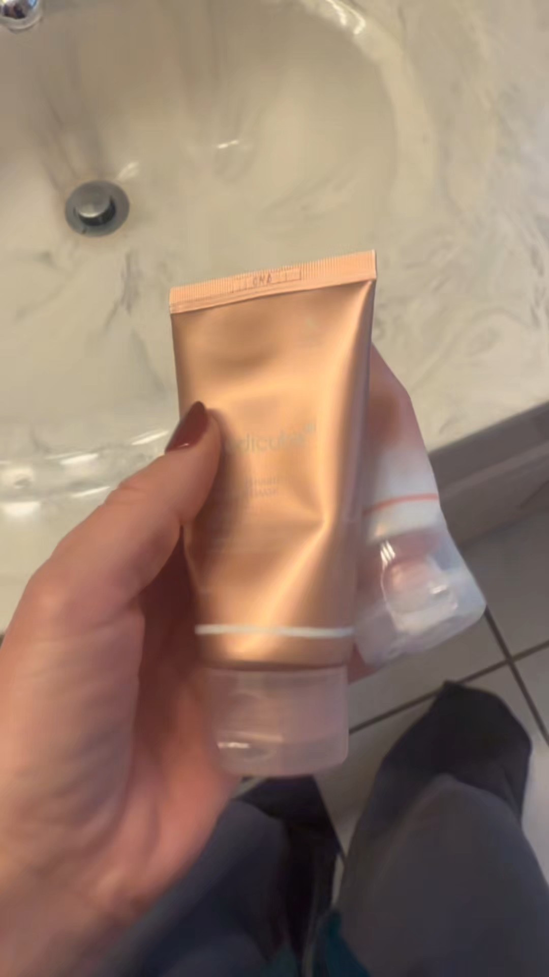 Use HERSELF20x for 20% all Medicube products at checkout! Love these wrapping masks for overnight skin care and a quick daytime glow. ✨

#LTKBeauty