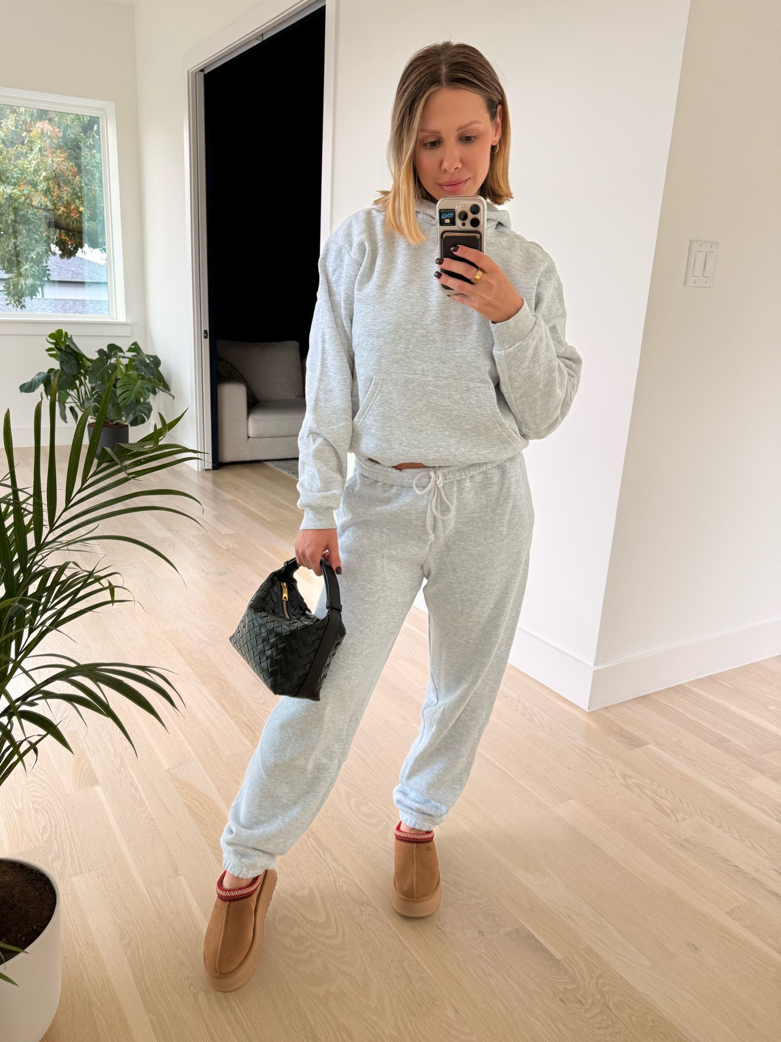 Ugg weather #uggs #bottega

#LTKHoliday #LTKU #LTKStyleTip