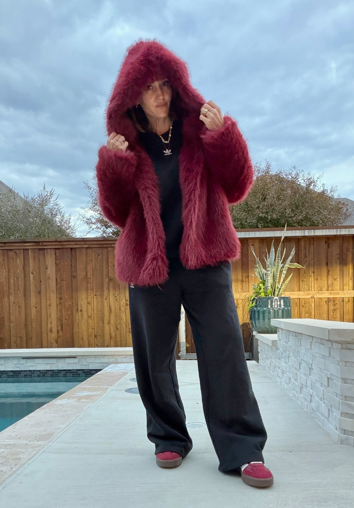 Everything in major sale for Black Friday!  XL burgundy fur under $30 
xXs sweatshirt 
S sweatpants 


#LTKFindsUnder50 #LTKCyberWeek #LTKootd