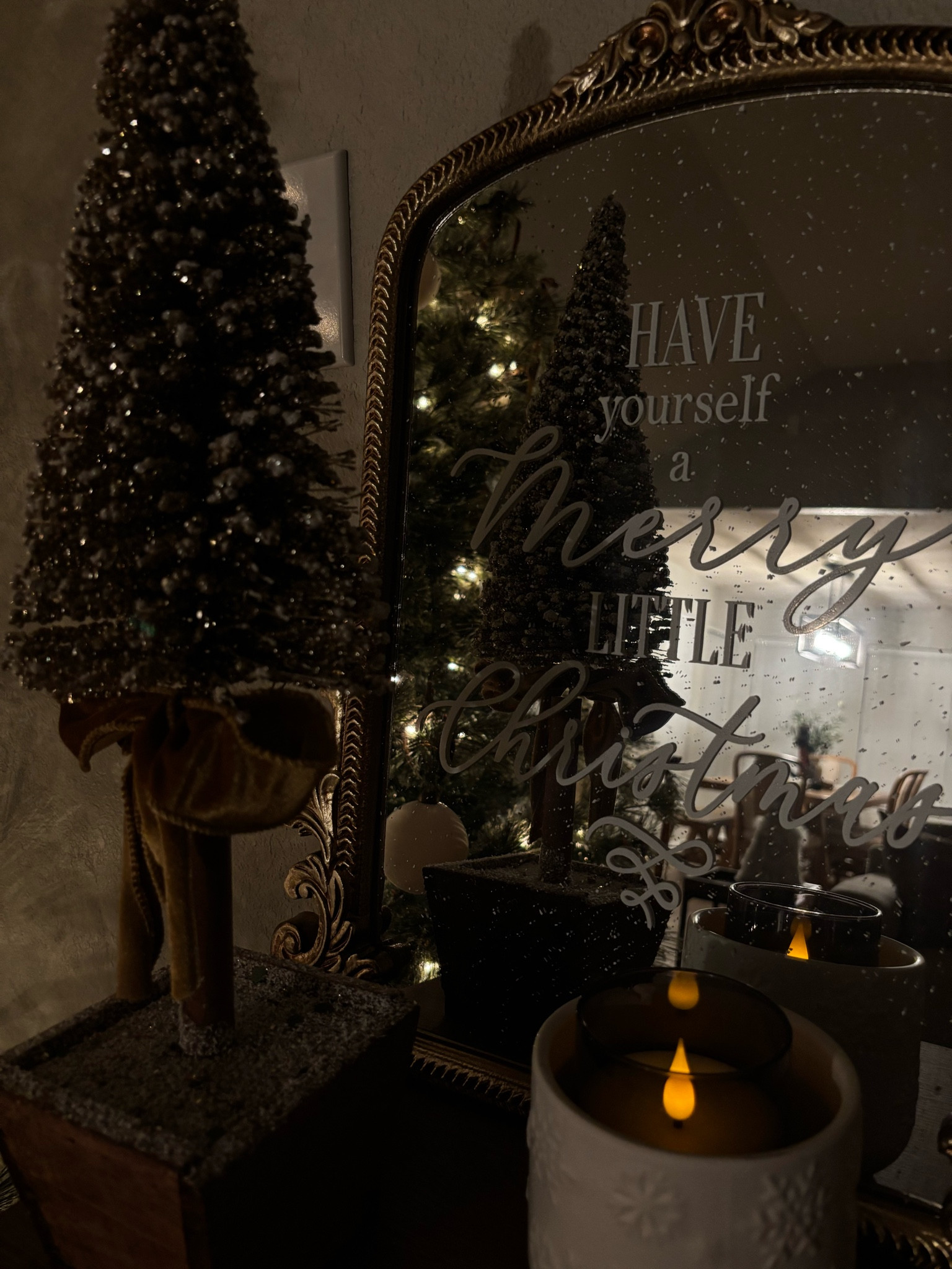 Modern antique Christmas decor details… 🔔

#NeutralChristmas #AntiqueChristmas #GoldChristmasDecor

#LTKHome #LTKHoliday #LTKSeasonal