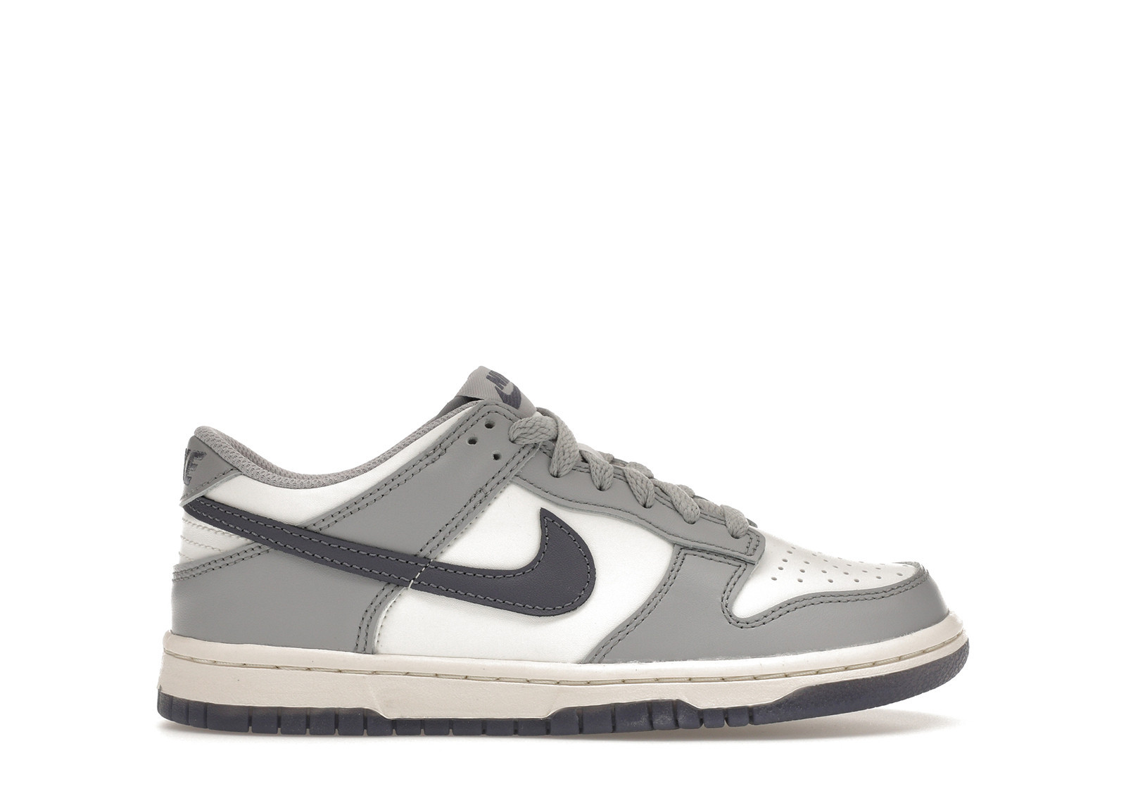 Nike Dunk Low Sneakers in White/Light Carbon/Platinum Tint | StockX