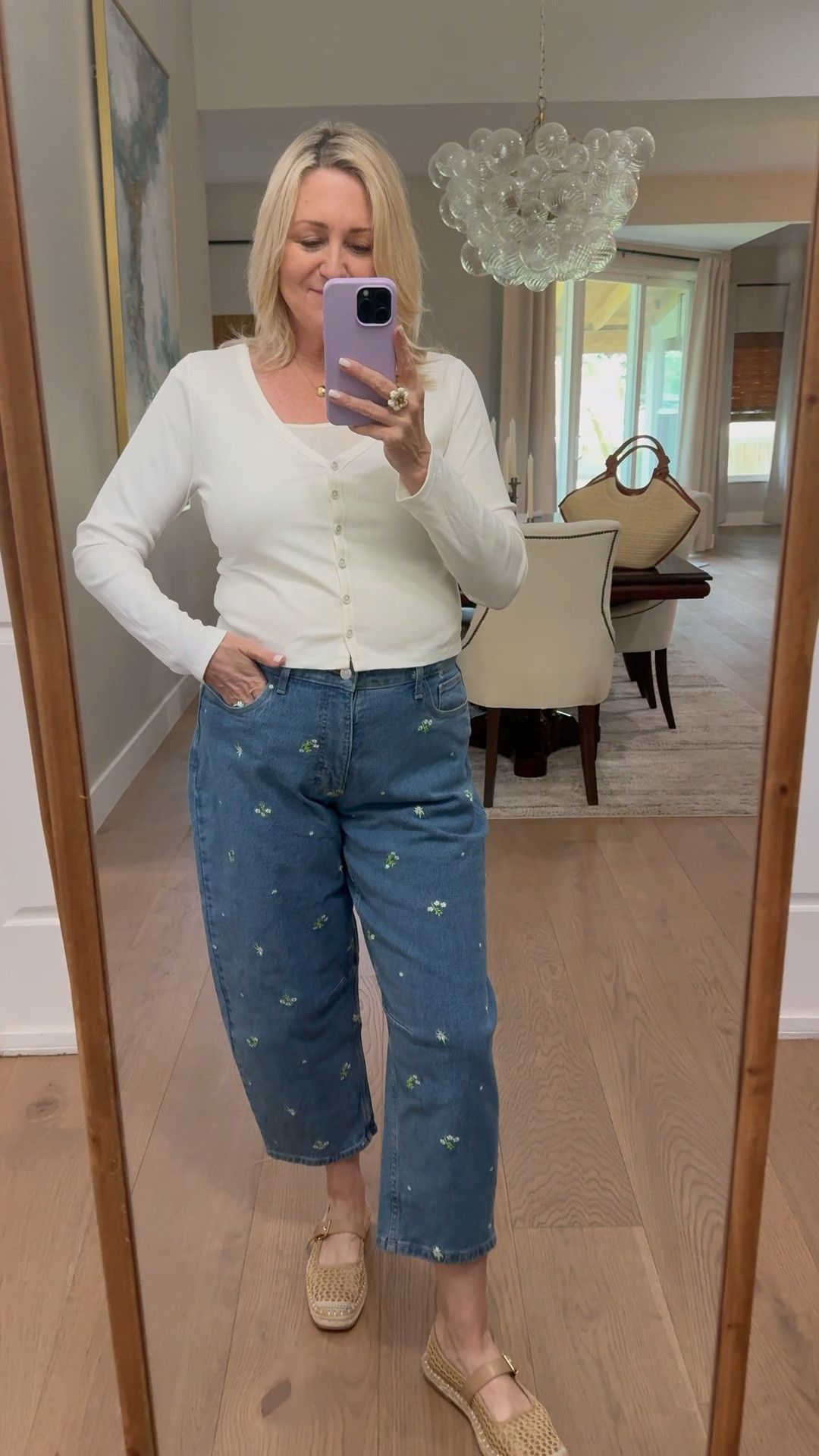 Embroidered barrel jeans, casual spring outfit 

#LTKootd #LTKSeasonal #LTKMidsize