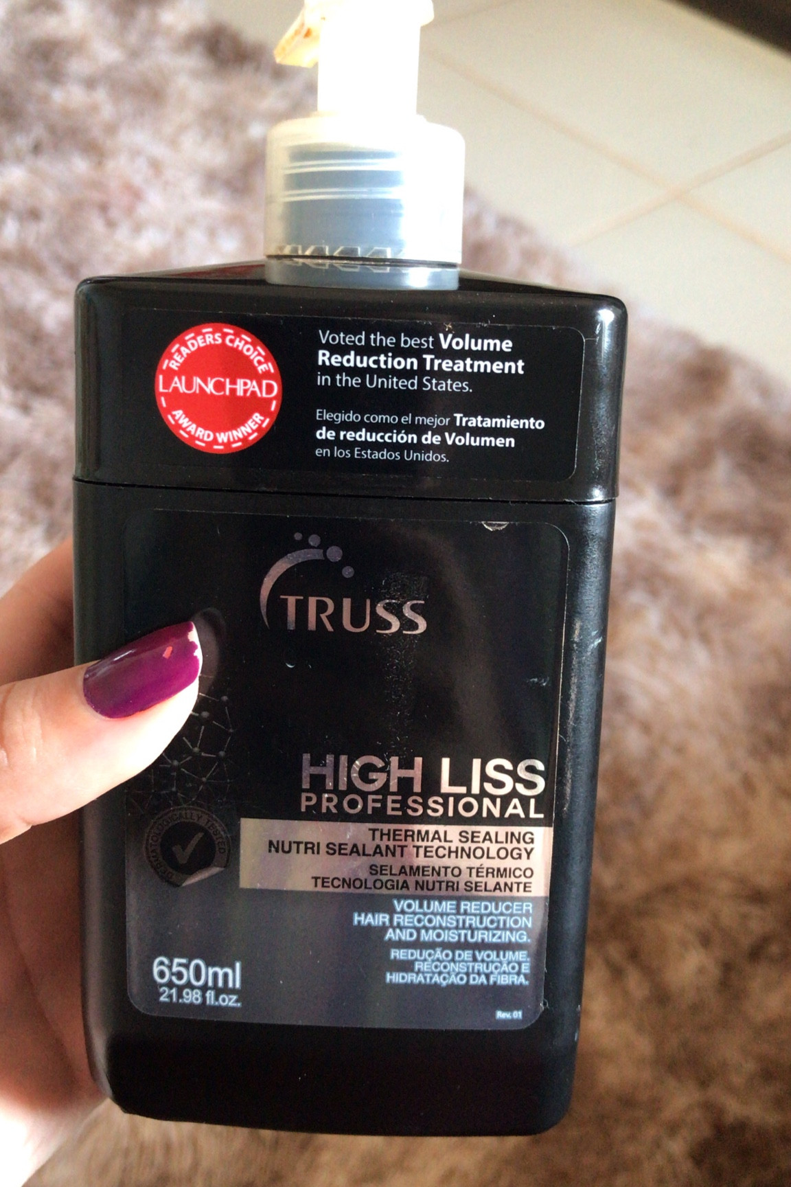 Produto perfeito que salva a mãe que amamenta e não pode fazer alisamento, mas que não quer ficar com o cabelo desalinhado.
E a Truss proporciona exatamente isso, alinhamento, maciez, brilho, sem agredir os fios.
O produto rende muito, pois não pode ser usado todos os dias.

#LTKBrazil #TeoriaNaPraticaLTK