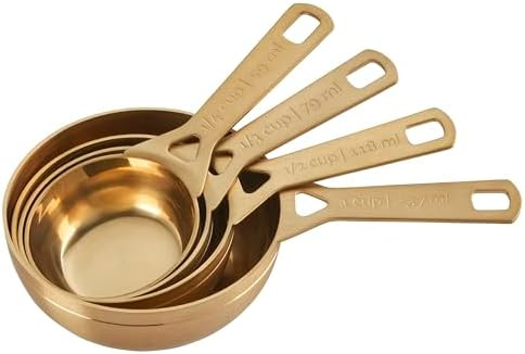 Le Crueset Measuring Cups, Gold, Set of 4 (1,1/2,1/3,1/4 cups) | Amazon (US)