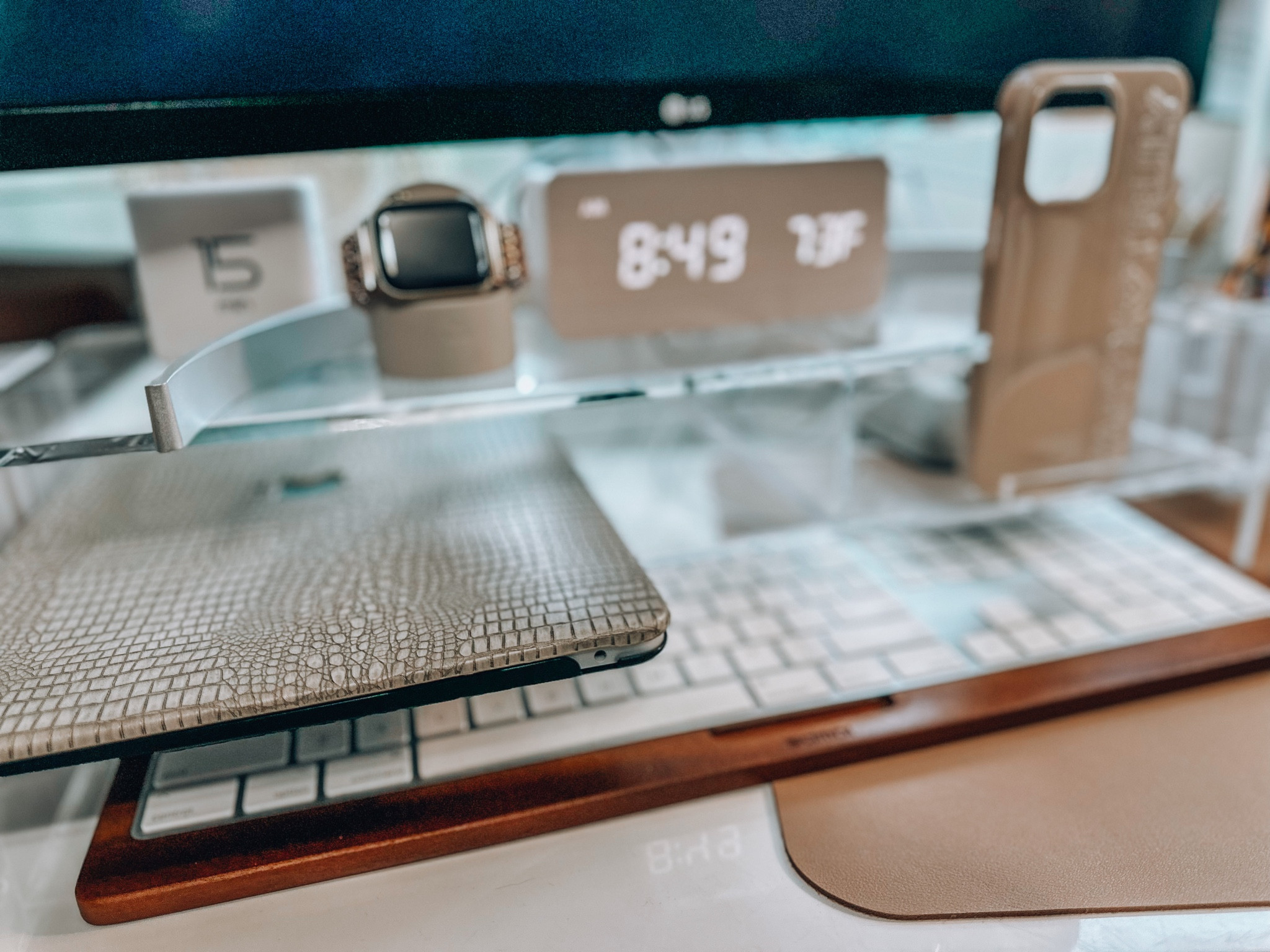 Amazon desk inspo - Amazon home finds - WFH - work from home - desk refresh - Amazon finds

#LTKFind #LTKstyletip #LTKhome