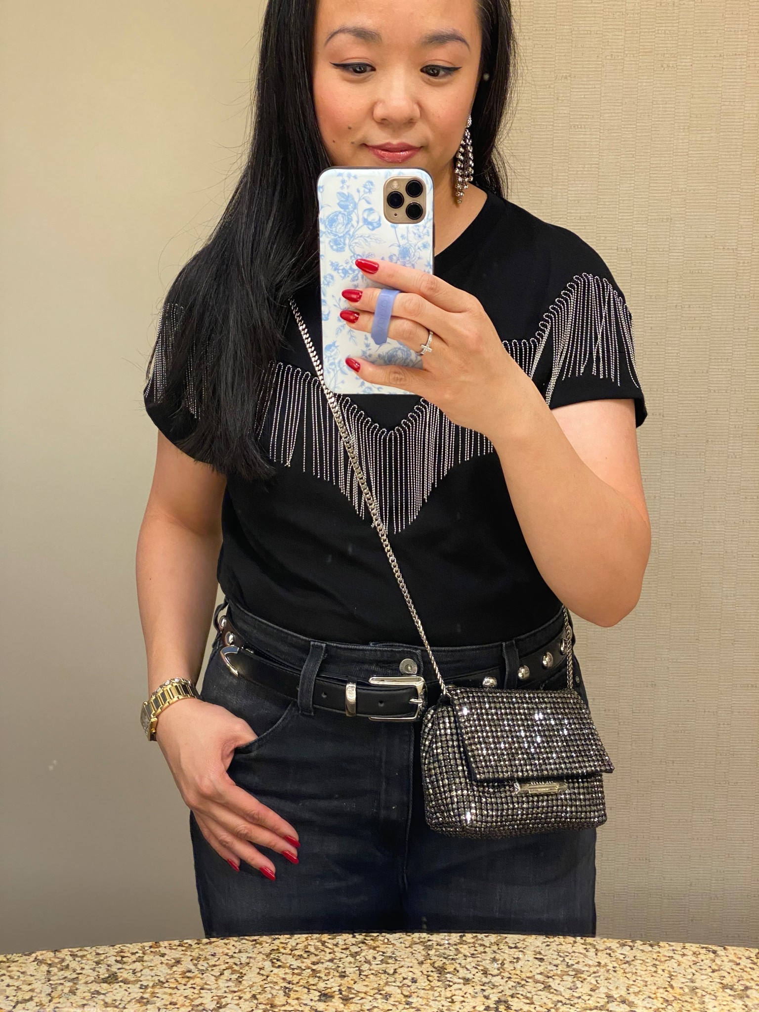 Sharing this chic western look for any holiday-themed parties you’re going to!

#LTKHoliday #LTKSeasonal #LTKFindsUnder100