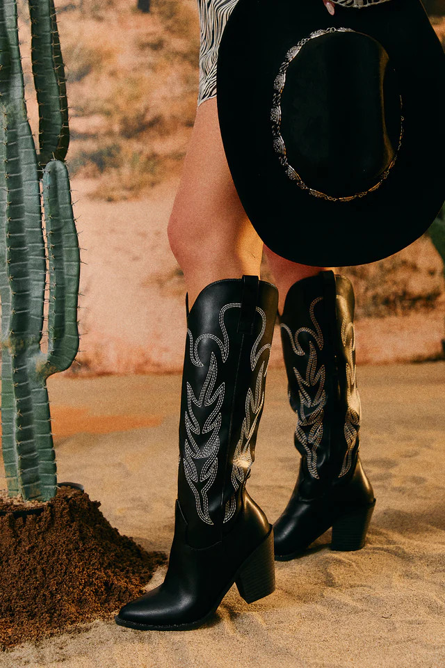 Miss Lola | Exclusive Performance Cowgirl Boots Black | MISS LOLA