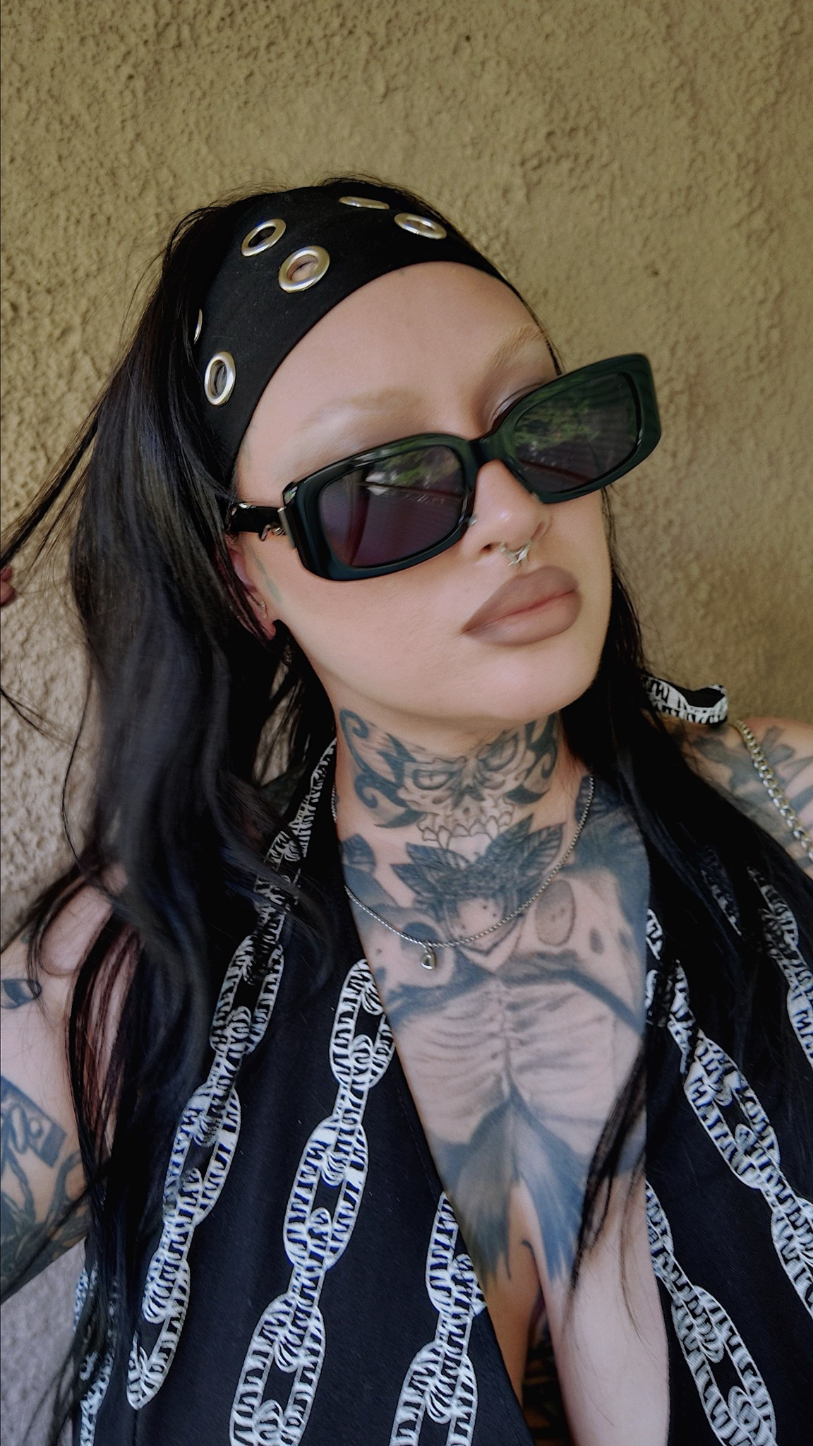 Eyelets and Dezi sunnies 🖤

#LTKStyleTip #LTKSeasonal #LTKFindsUnder50