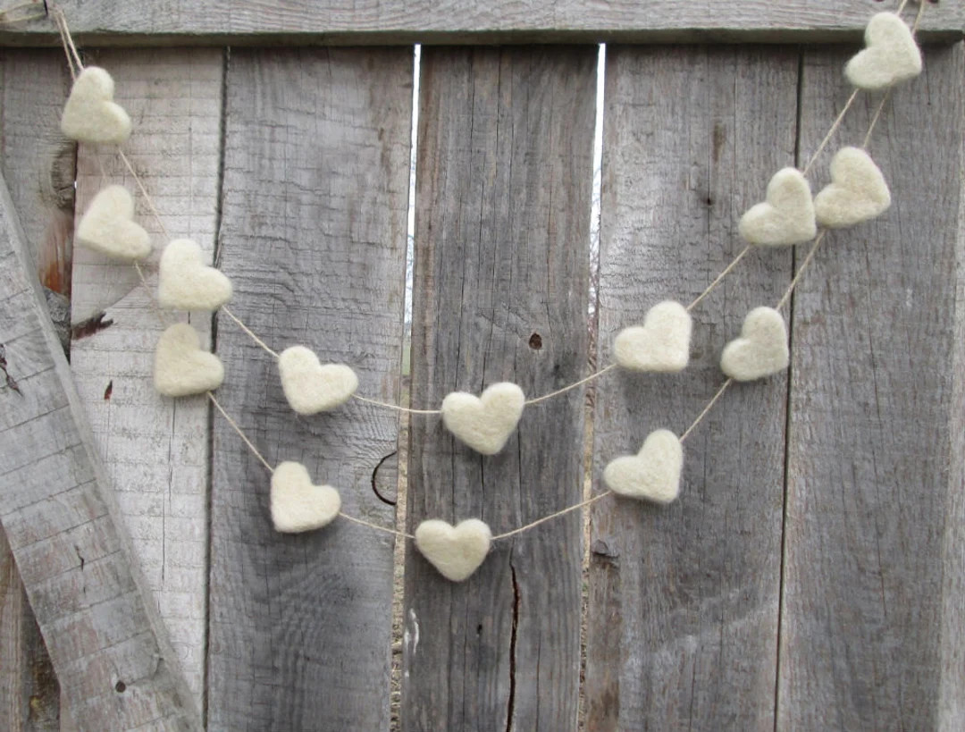 White Heart Banner Felt Heart Garland Valentine's Felt Hearts White Wedding Rustic decor Felted H... | Etsy (US)