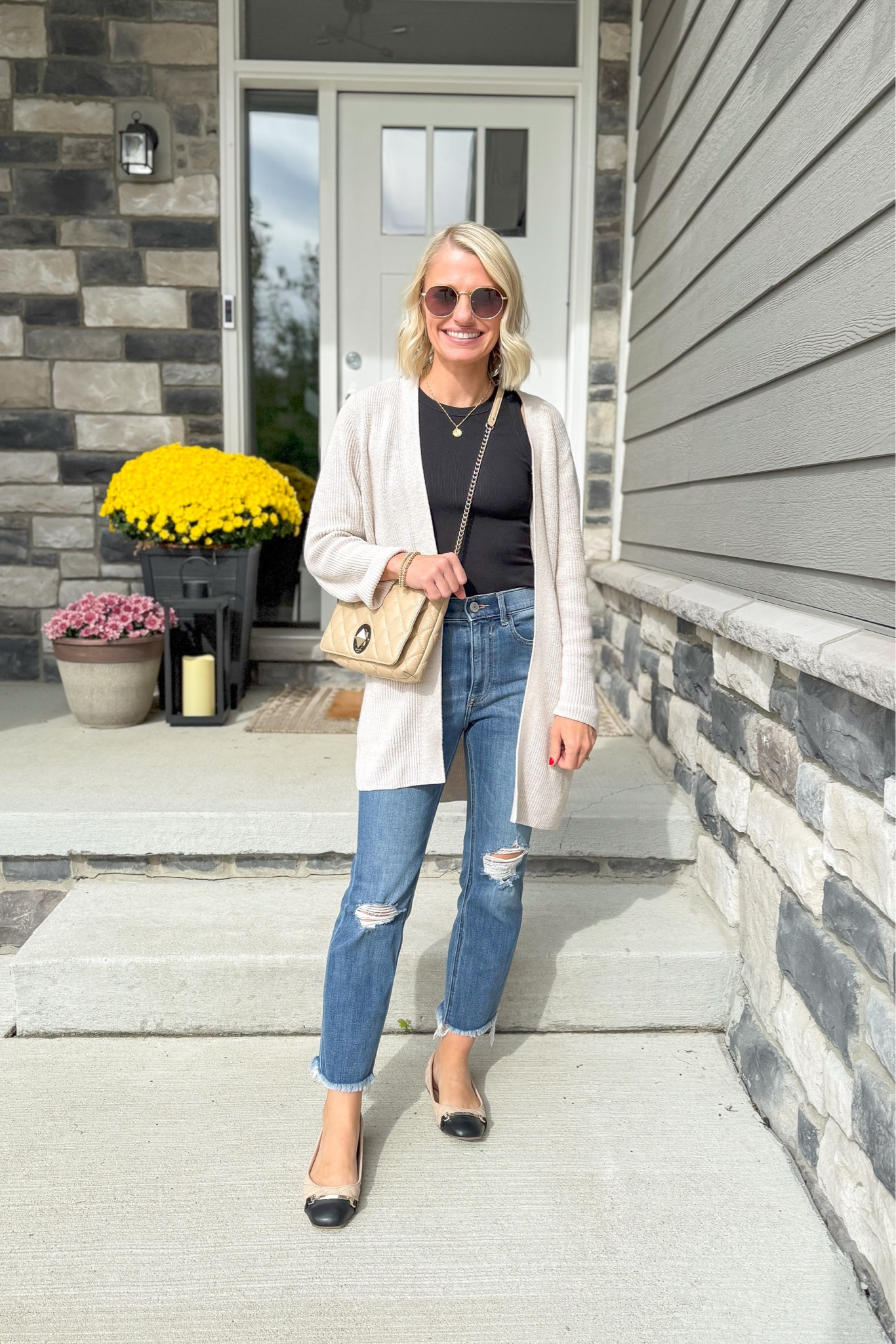 What I wore this week! 
Top- small
Cardigan- small
Jeans- thrifted, linked similar 


#LTKStyleTip #LTKSeasonal #LTKFindsUnder100