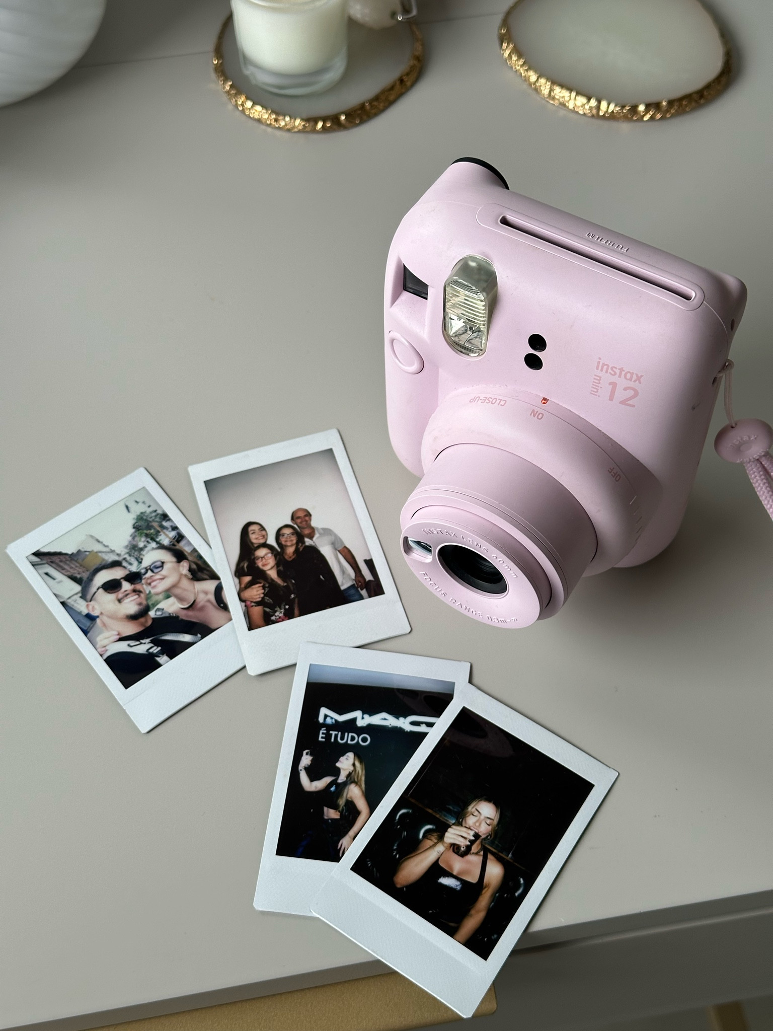 Registrar os seus momentos e guardar suas memórias para sempre em fotos impressas ✨🩷