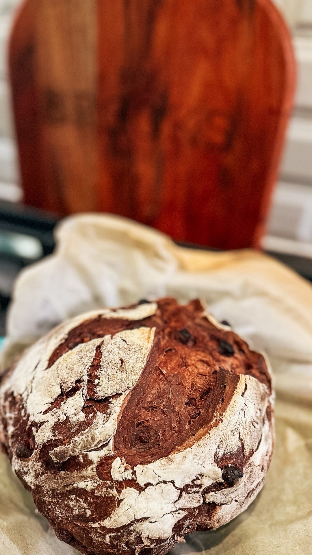Baking sourdough at home is so much easier with the right tools 🍞
This loaf was made in my Le Creuset bread oven for a crisp artisan crust and sliced with a serrated bread knife designed for sourdough and crusty bread—clean cuts, no squishing.

If you’re into sourdough baking, artisan bread, elevated kitchen essentials, or Le Creuset cookware, these are must-haves.
Both are linked here.


#LTKfoodie #LTKHome #LTKdayinmylife