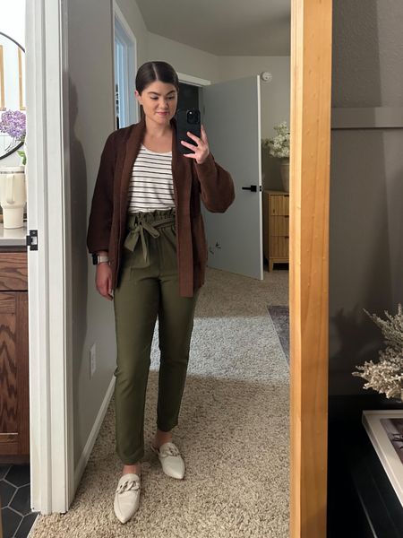 My favorite cardigan is on sale 30% off today (along with a variety of other women’s sweaters)!

Paper bag pants, striped women’s tee, brown oversized cardigan, white mules, workwear, work outfit, affordable fashion, target fashion, Amazon fashion 

#LTKstyletip #LTKworkwear #LTKfindsunder50
