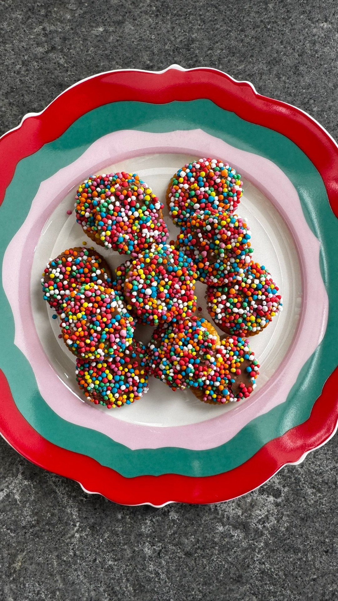 I’ve seen these all over the internet and had to give them a try. Perfect for school holiday fun. Mini Jatz freckles 🤤

#LTKaustralia #LTKstyletip #LTKhome