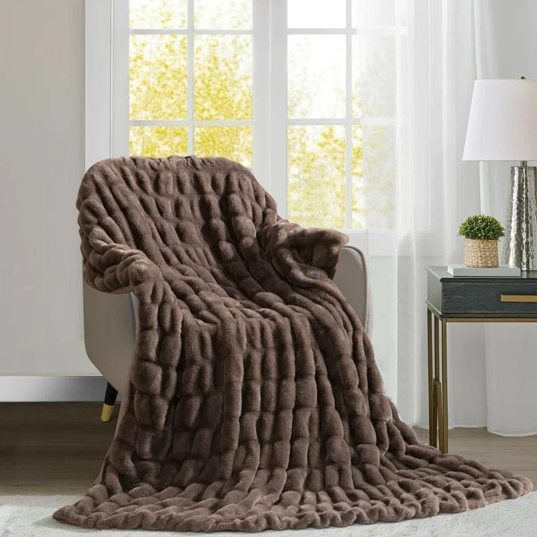 Better Homes & Gardens Dk Brown Polyester Faux Fur Reverse to Mink Throw Blanket, 50"X60", for Ad... | Walmart (US)