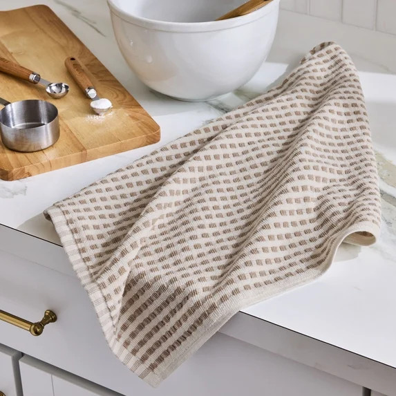 Better Homes & Gardens 1-Pack 18"x28" Terry Gingham Kitchen Towel, Latte Swirl | Walmart (US)