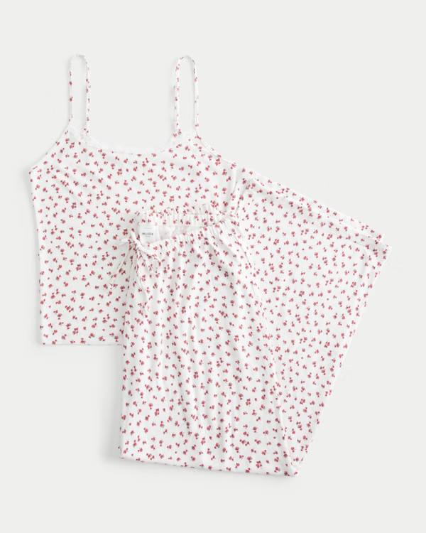 Model:
                  5'10" 
                  in size 
                  L | Hollister (US)