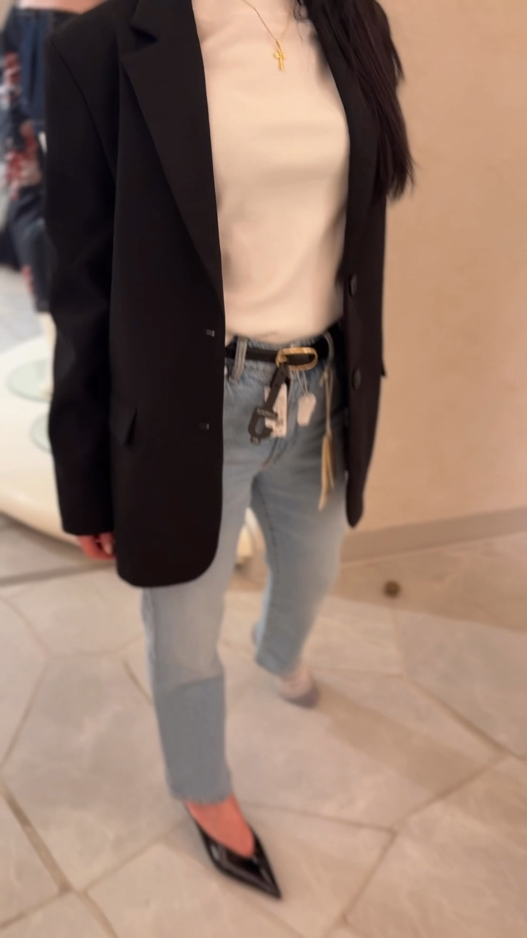 Jeans on sale for 35$!!!

Went shopping with friends and styled this casual workwear outfit for her ✨ She’s petite and always struggles to find jeans that fit. She’s wearing the smallest size 23. These French-style jeans are designed to be slightly ankle length but for her they hit the perfect full length without any alterations. Simple, elegant, and effortless. I’m linking everything she’s wearing so you can recreate the look 💛

#LTKsummer #LTKcanada #LTKjeans