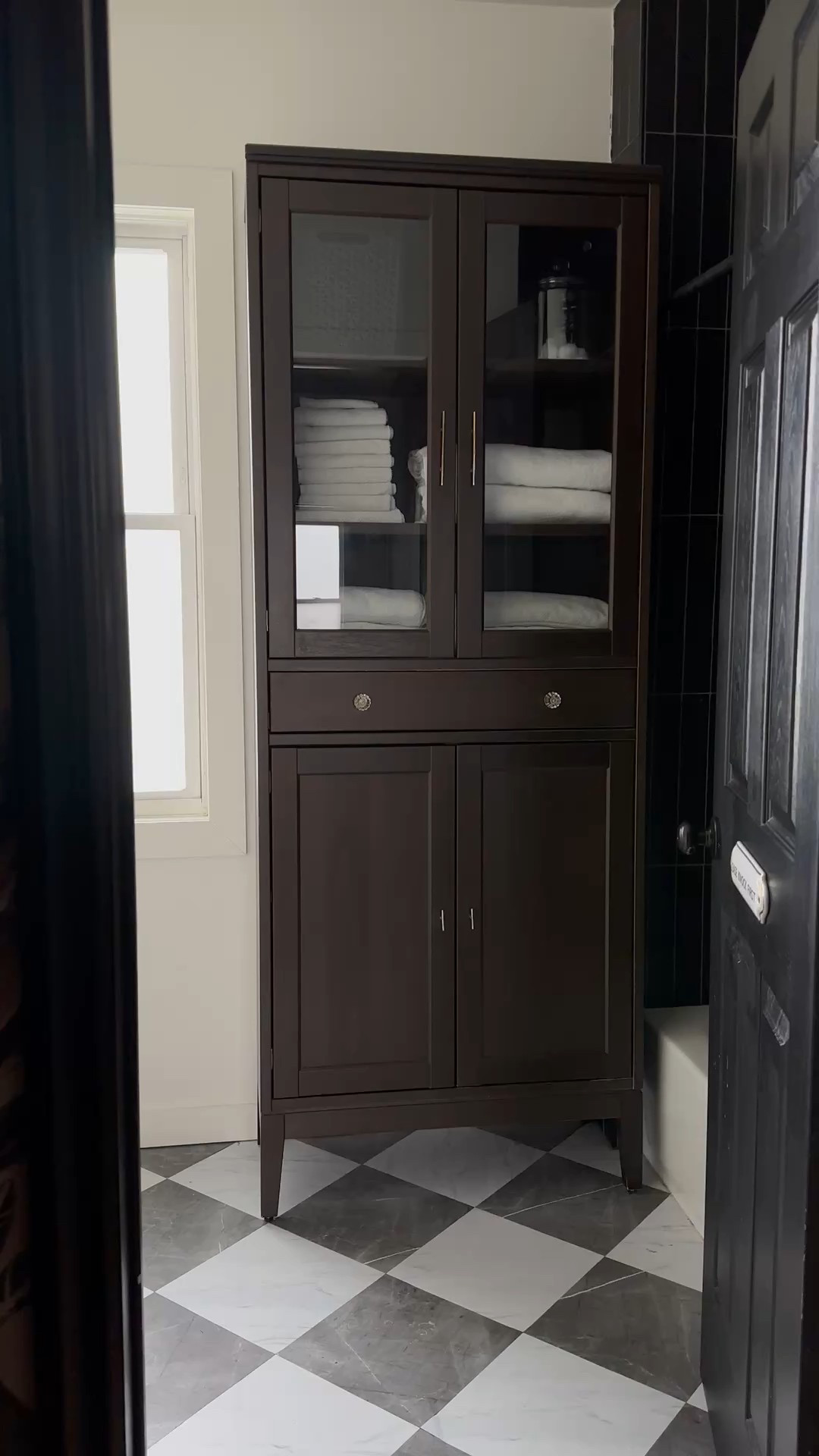 IKEA never fails to look so much expensive than it actually is. This Idanas cabinet elevated our bathroom and for under $500! Honorable mention: these Chris loves Julia peel and stick tiles for about $120 🤌🏼