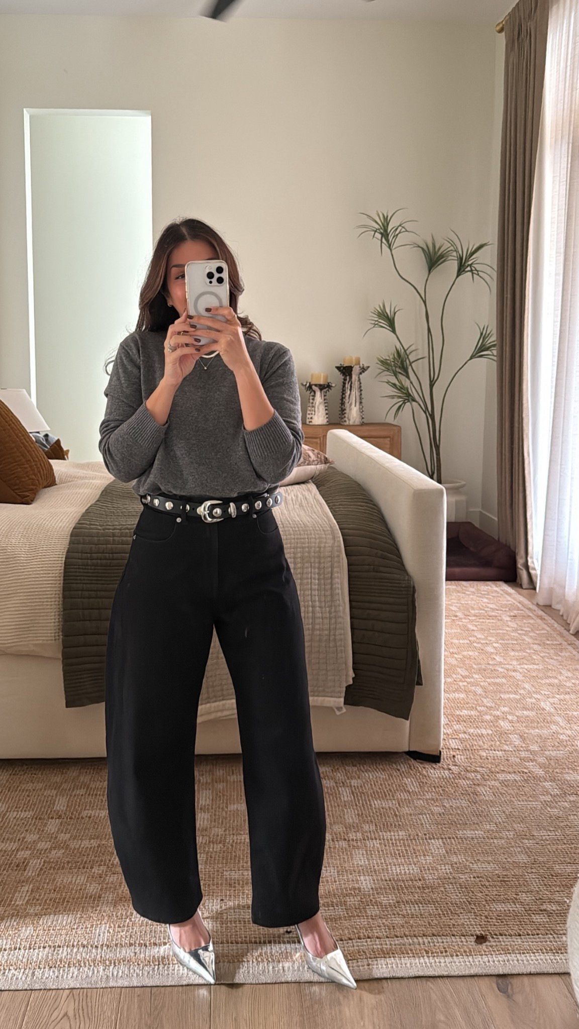 Barrel legs are my fave this year! These fit tts!

#LTKSeasonal #LTKWorkwear #LTKStyleTip