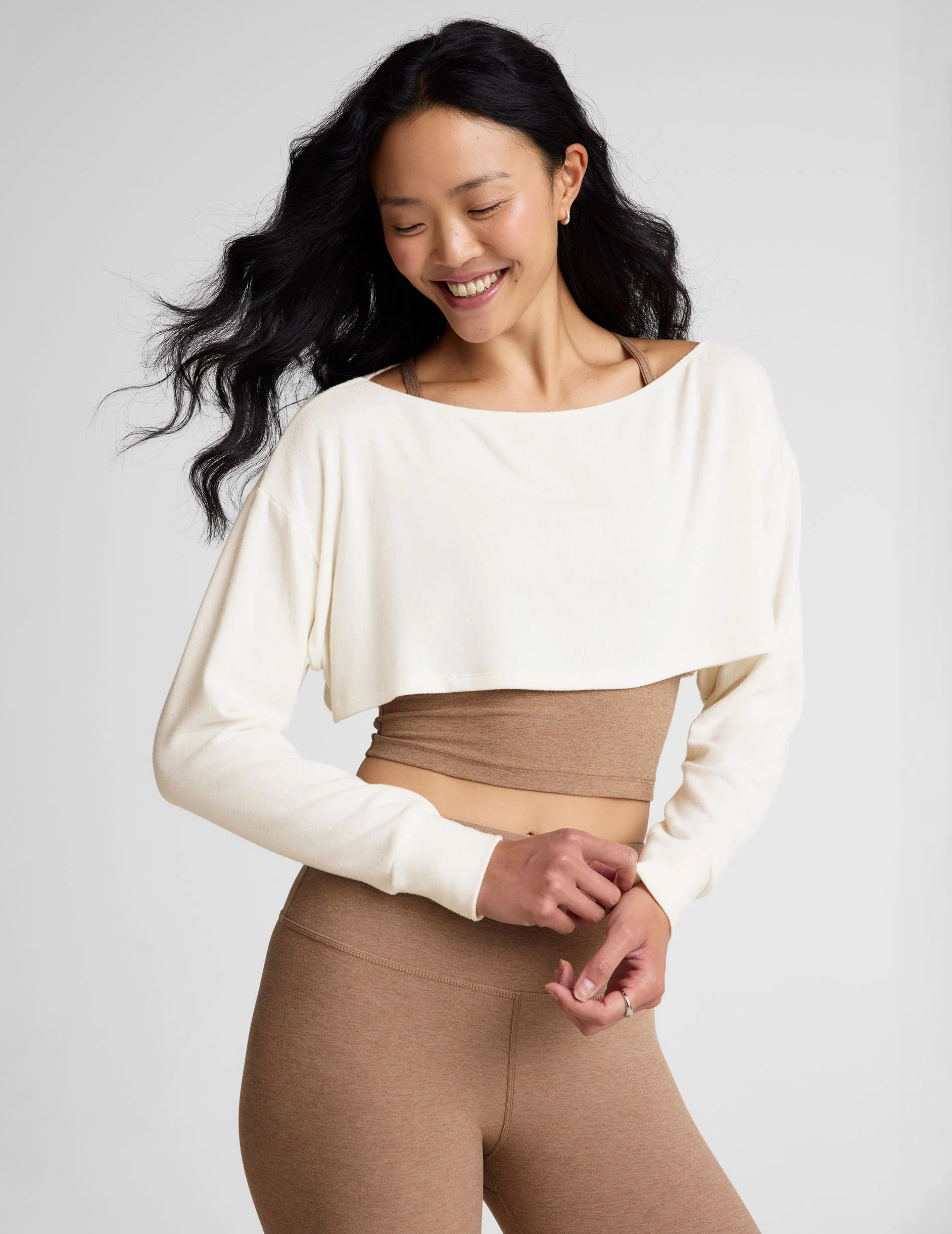 Duet 2-Way Convertible Shrug | Beyond Yoga | Beyond Yoga