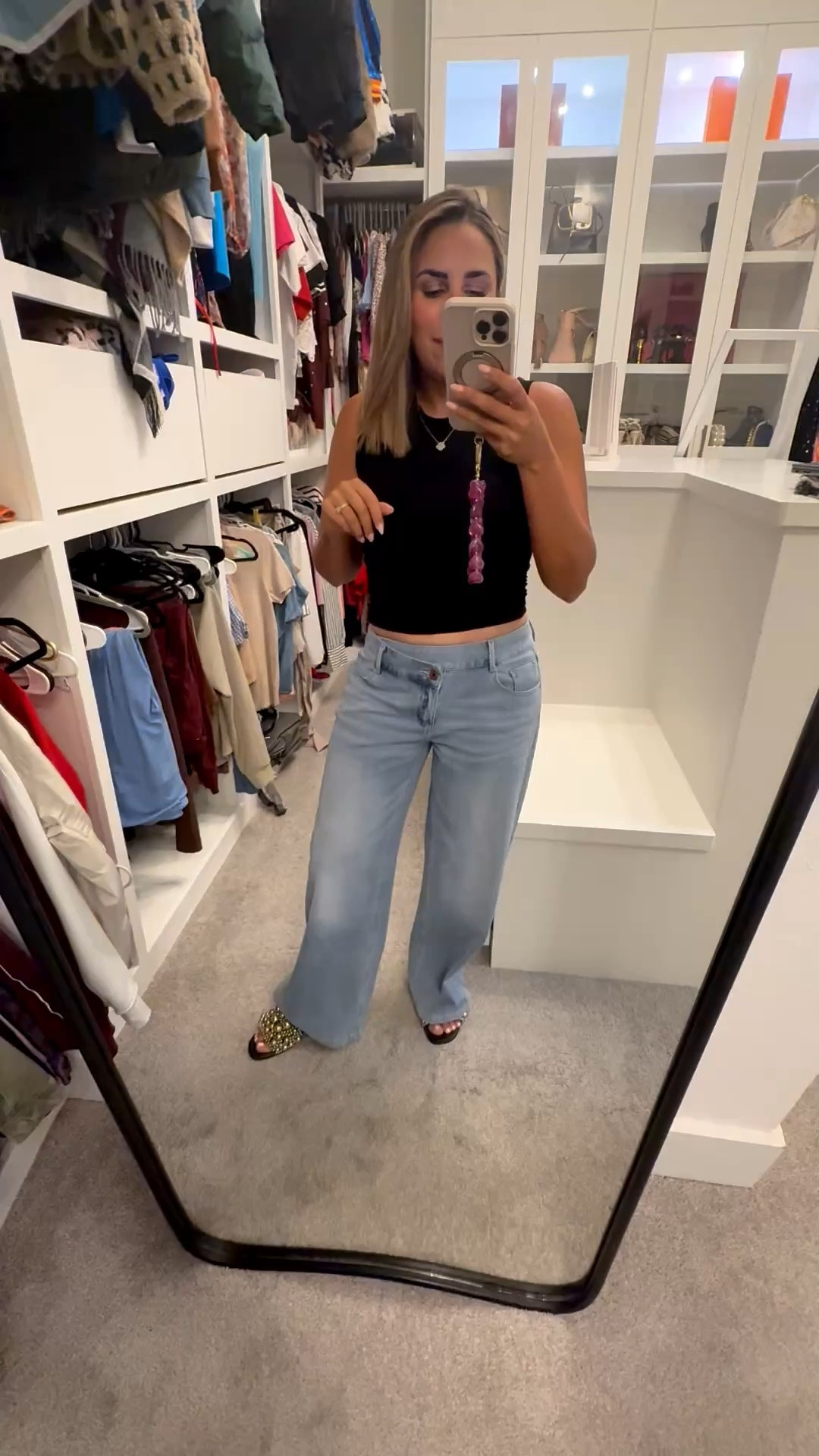 OBSESSED with these jeans !! 

#LTKootd