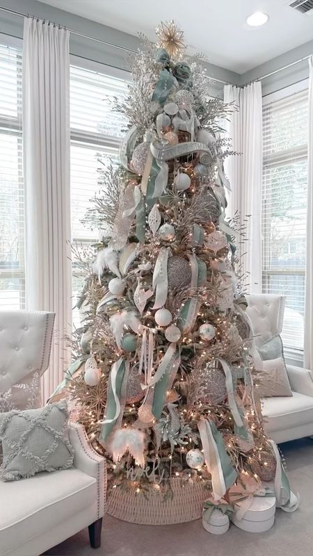 My bedroom is decked out for the holidays in sage, white and gold. Loving how sparkly and pretty everything looks. 

Holiday bedroom, Christmas tree inspo, Christmas bedroom decor, sage and gold

#LTKhome #LTKHoliday #LTKSeasonal