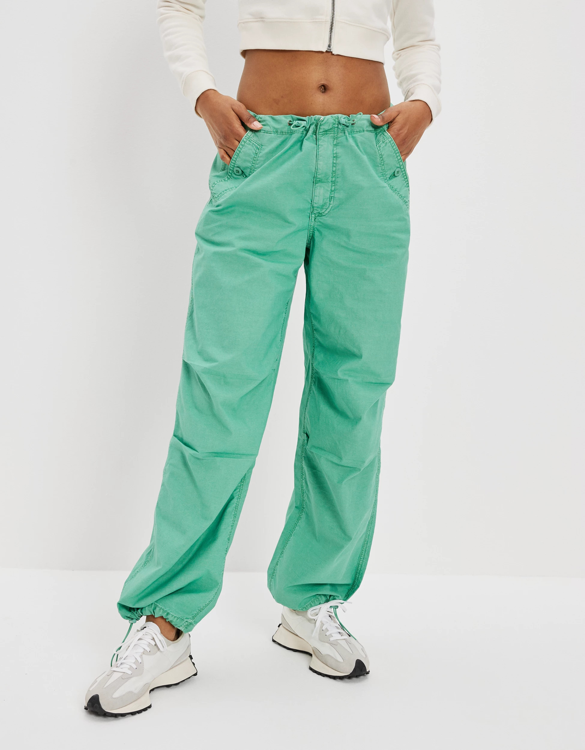 AE Snappy Stretch Low-Rise Parachute Pant | American Eagle Outfitters (US & CA)