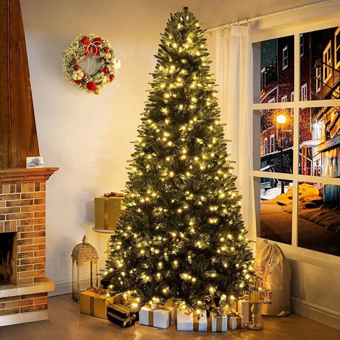 Naomi Home Traditional 7.5ft Prelit Artificial Christmas Tree with 1746 Branch Tips, 550 Warm Lig... | Amazon (US)