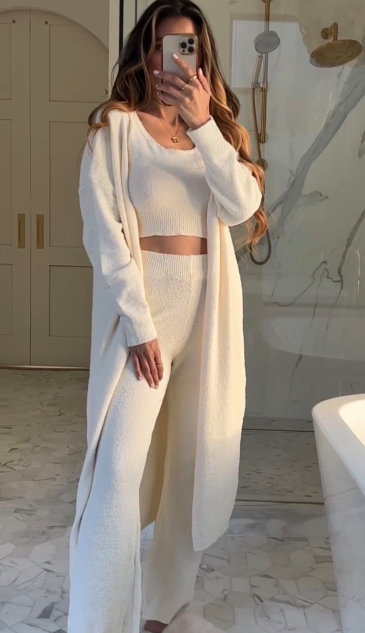 Scroll to shop! Follow for more finds! Xo! 🥰 

#LTKgrwm #LTKootd #LTKdayinmylife