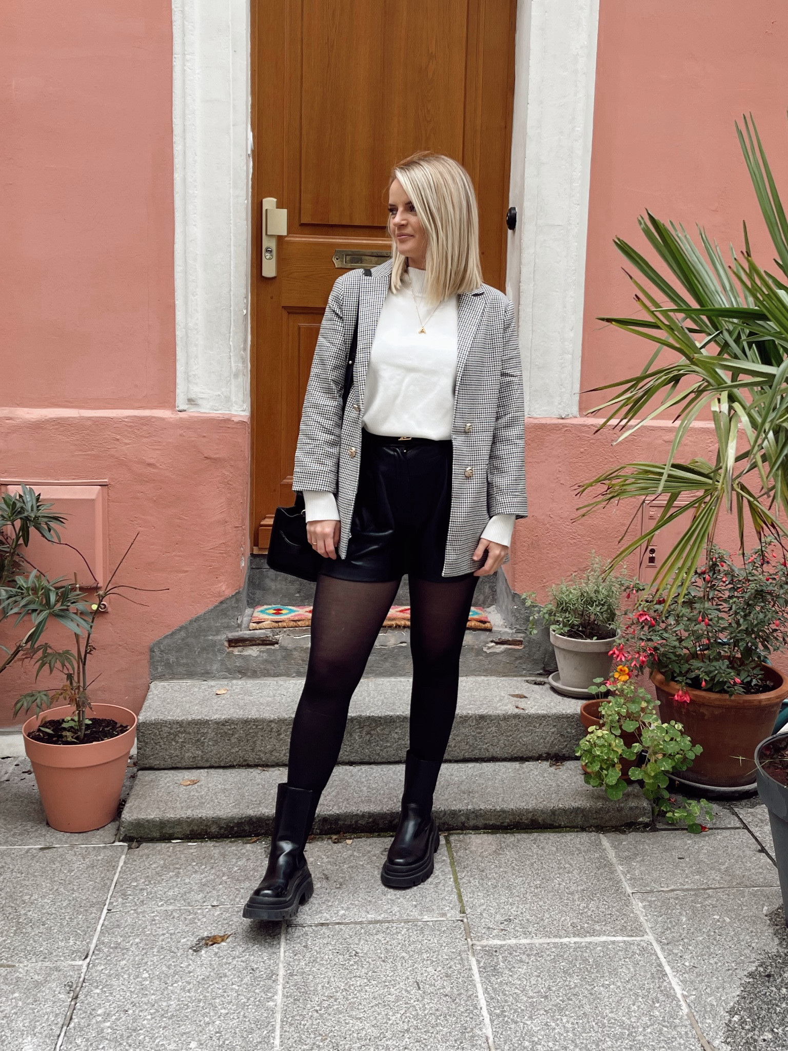 Paris vibes ✨

#LTKSeasonal #LTKeurope #LTKHoliday