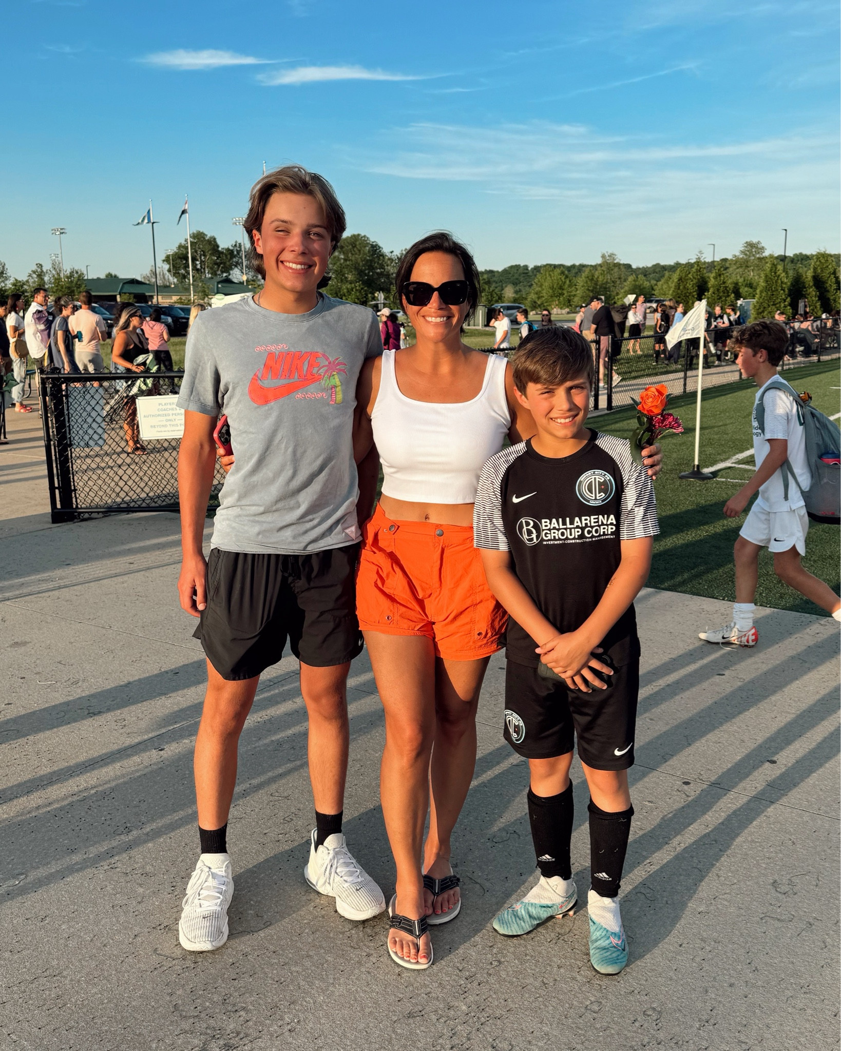 The most amazing sizable shorts. These shorts have two snaps for sizing around the waist. Sometimes depending on the top i want them tighter but they can also sit lower on the second snap. I have these in 3 colors and live in them! Higher waisted and relaxed in the hips with pockets! #freepeople 

#LTKActive