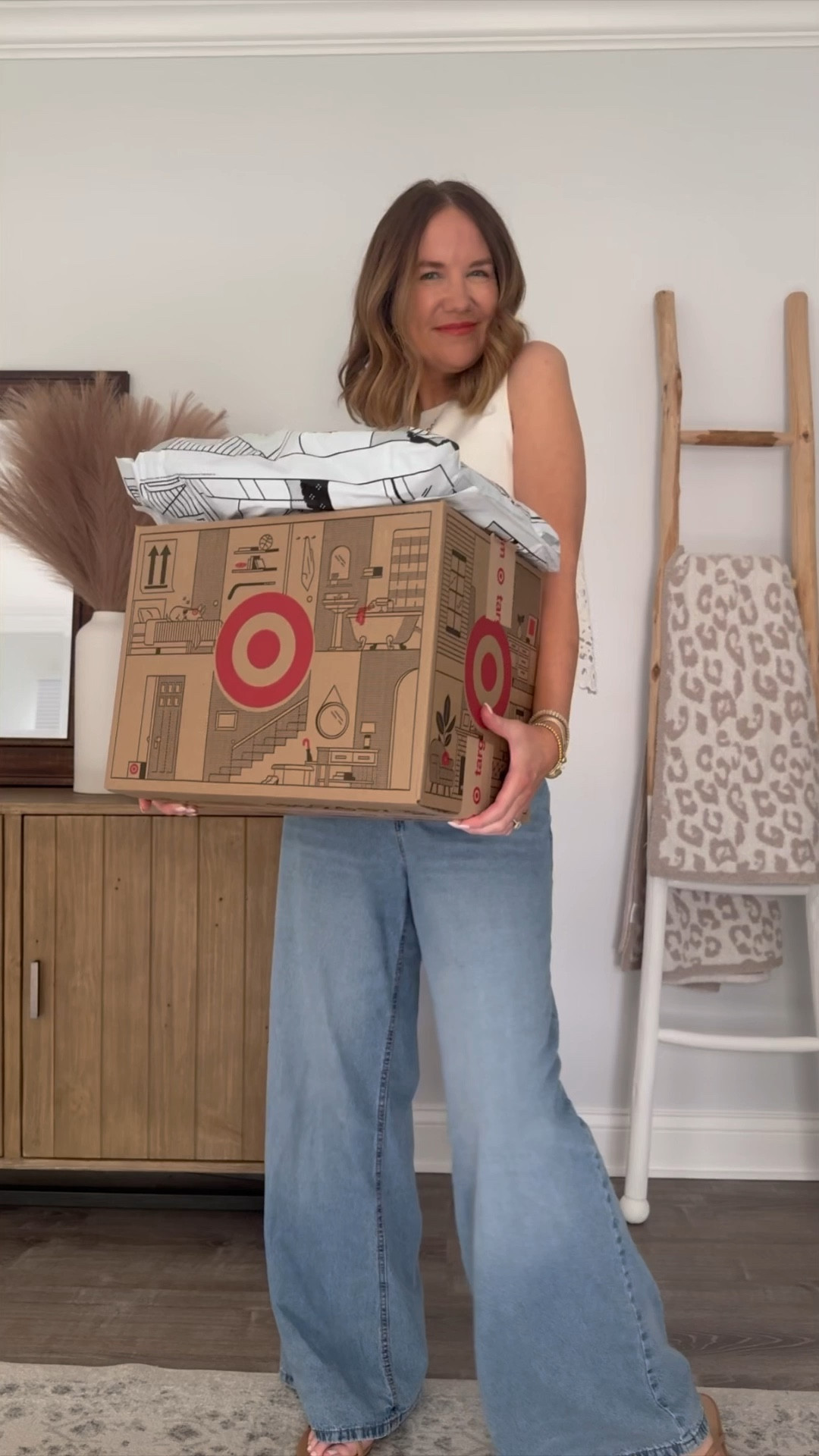 In honor of #targettuesday here are 10 Target outfits in 37 seconds! The comfiest knit skirt set, must have maxi skirt of the summer, wide leg ultra soft pull on jeans, butter yellow linen pants, a short sleeve denim shirt jacket that looks like the Madewell version and sooooo much more!

#targetcreator #summeroutfitideas #vacationoutfit #momoutfits #momoutfit #casualoutfitideas #outfitinspo #casualsummeroutfits 



#LTKSeasonal #LTKOver40 #LTKSummerEdit