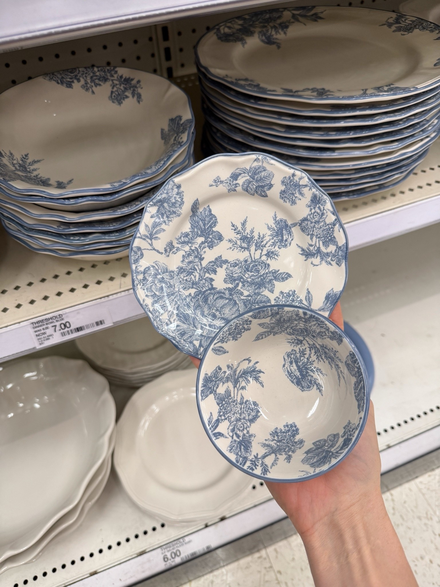 New threshold dishware

#LTKSeasonal #LTKHome