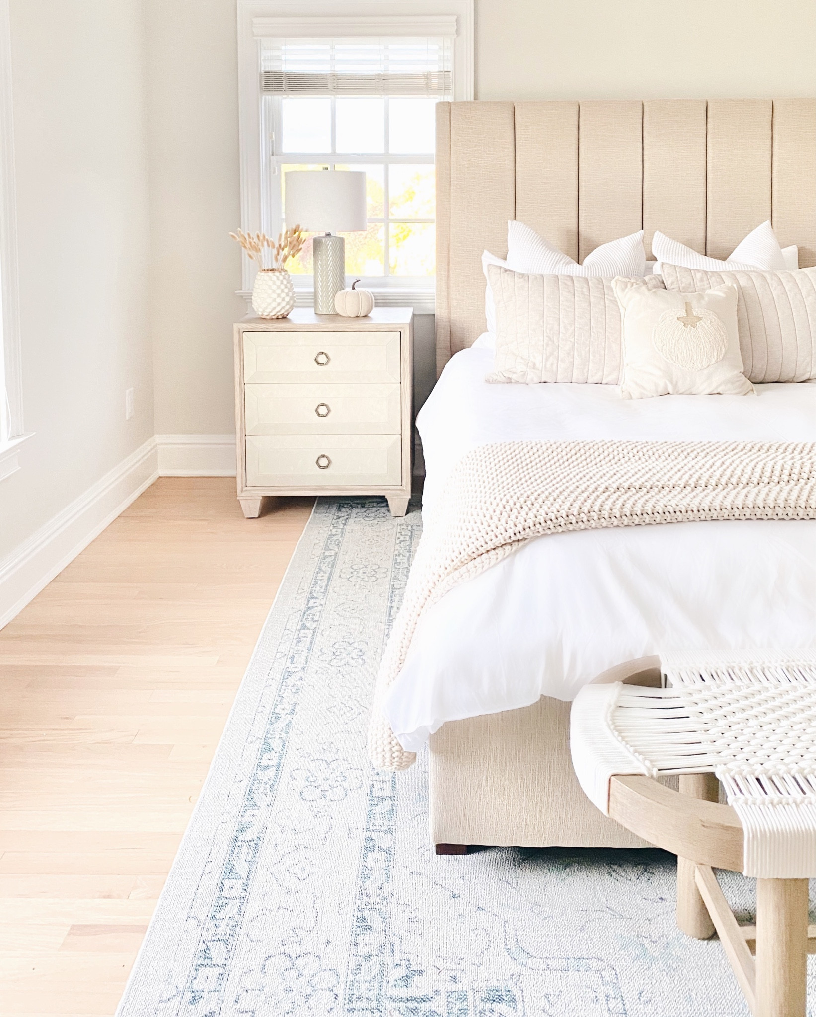 Guest bedroom home decor  

#LTKhome #LTKstyletip #LTKsalealert
